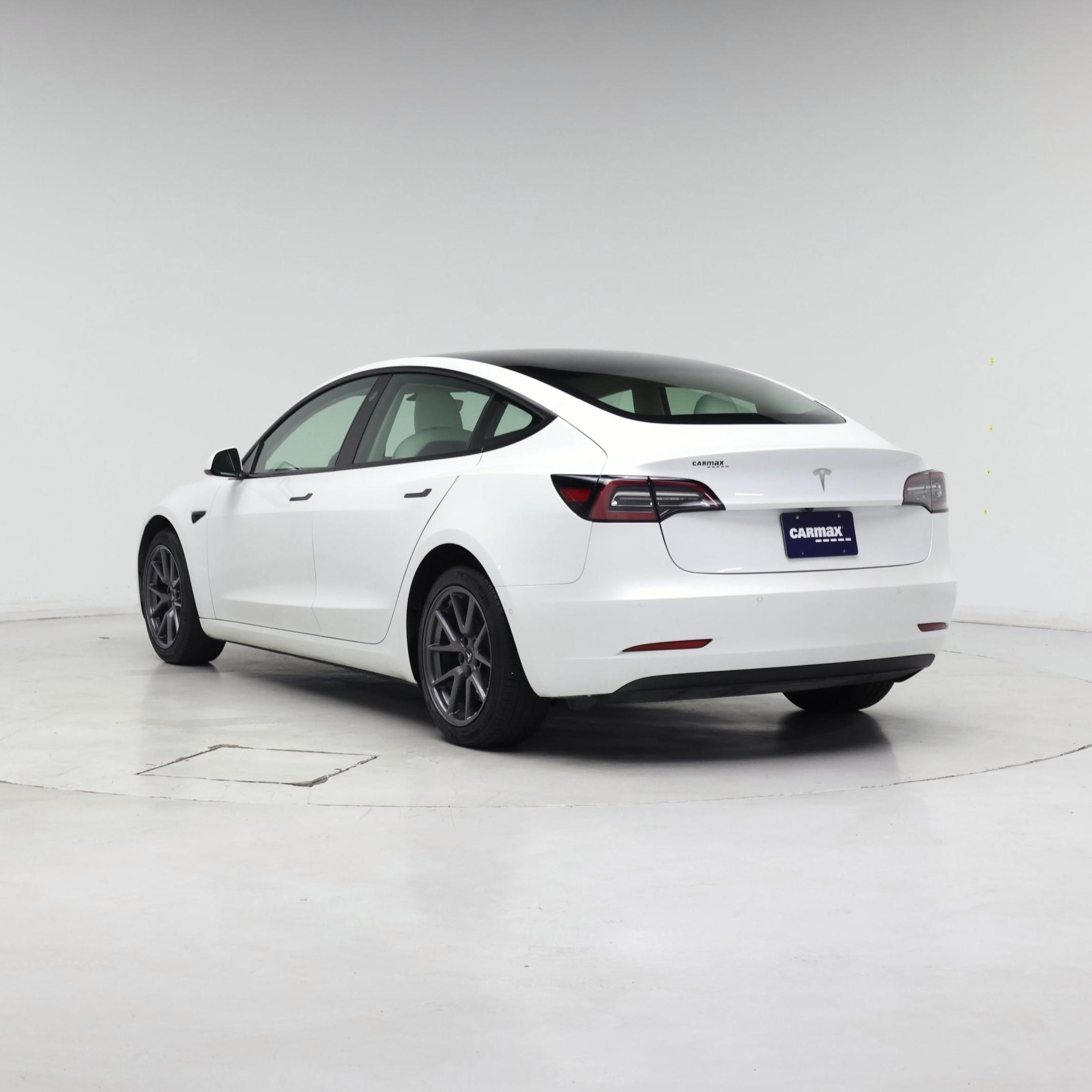 Thumbnail: 2021 Tesla Model 3 - 2