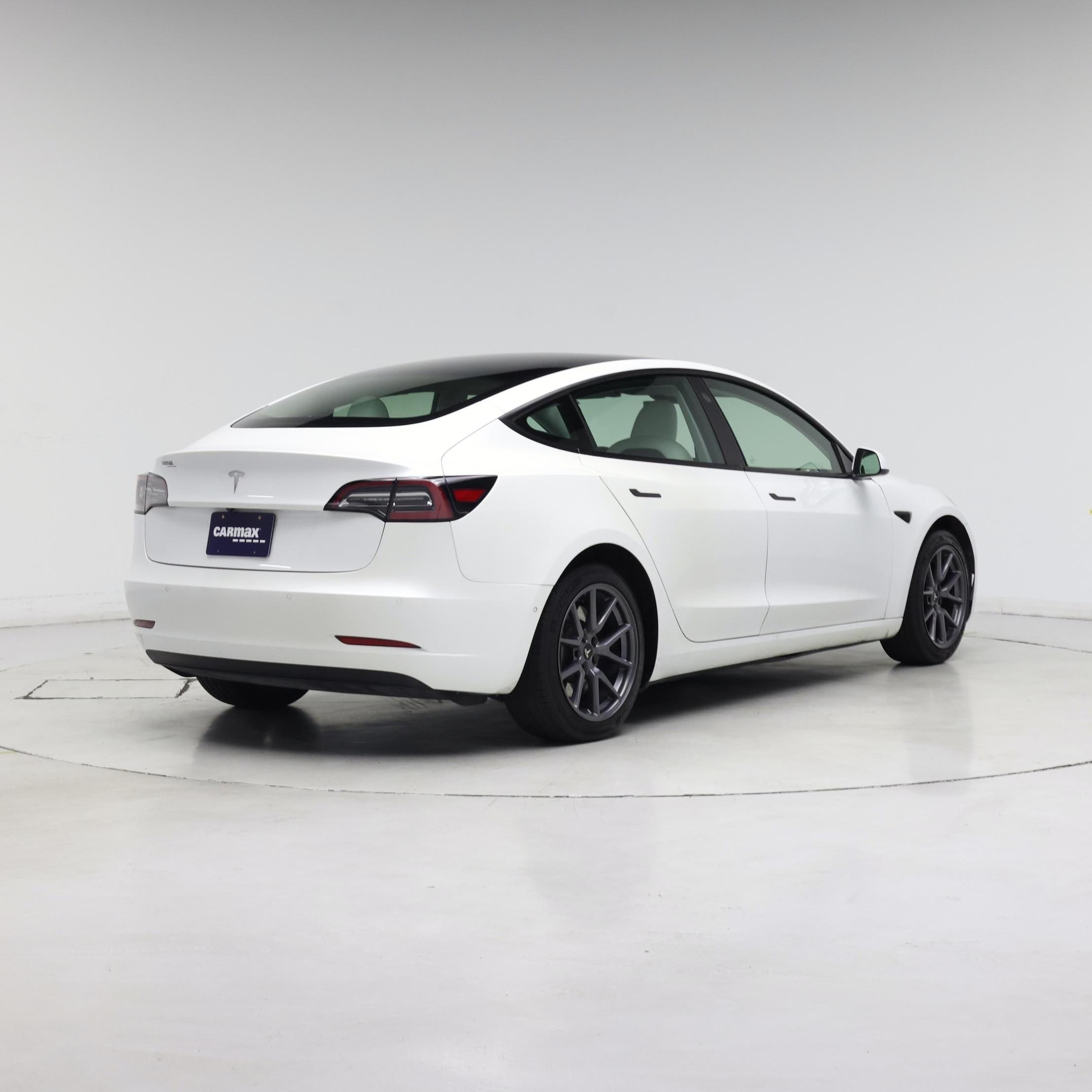 Thumbnail: 2021 Tesla Model 3 - 8