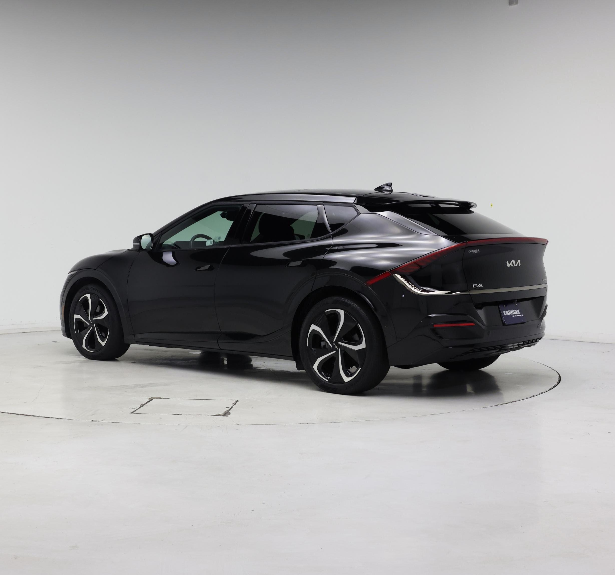 Thumbnail: 2023 Kia EV6 - 2