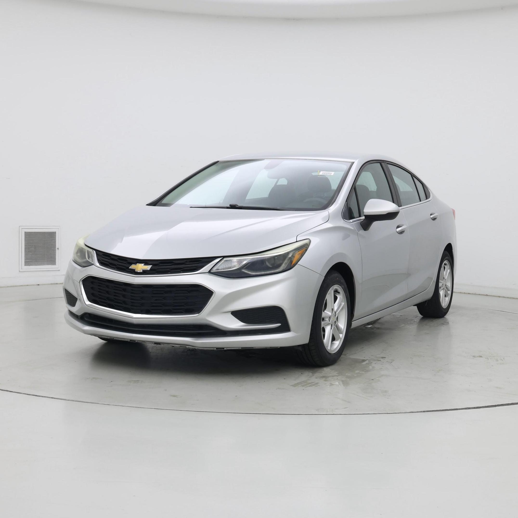 Thumbnail: 2017 Chevrolet Cruze - 4