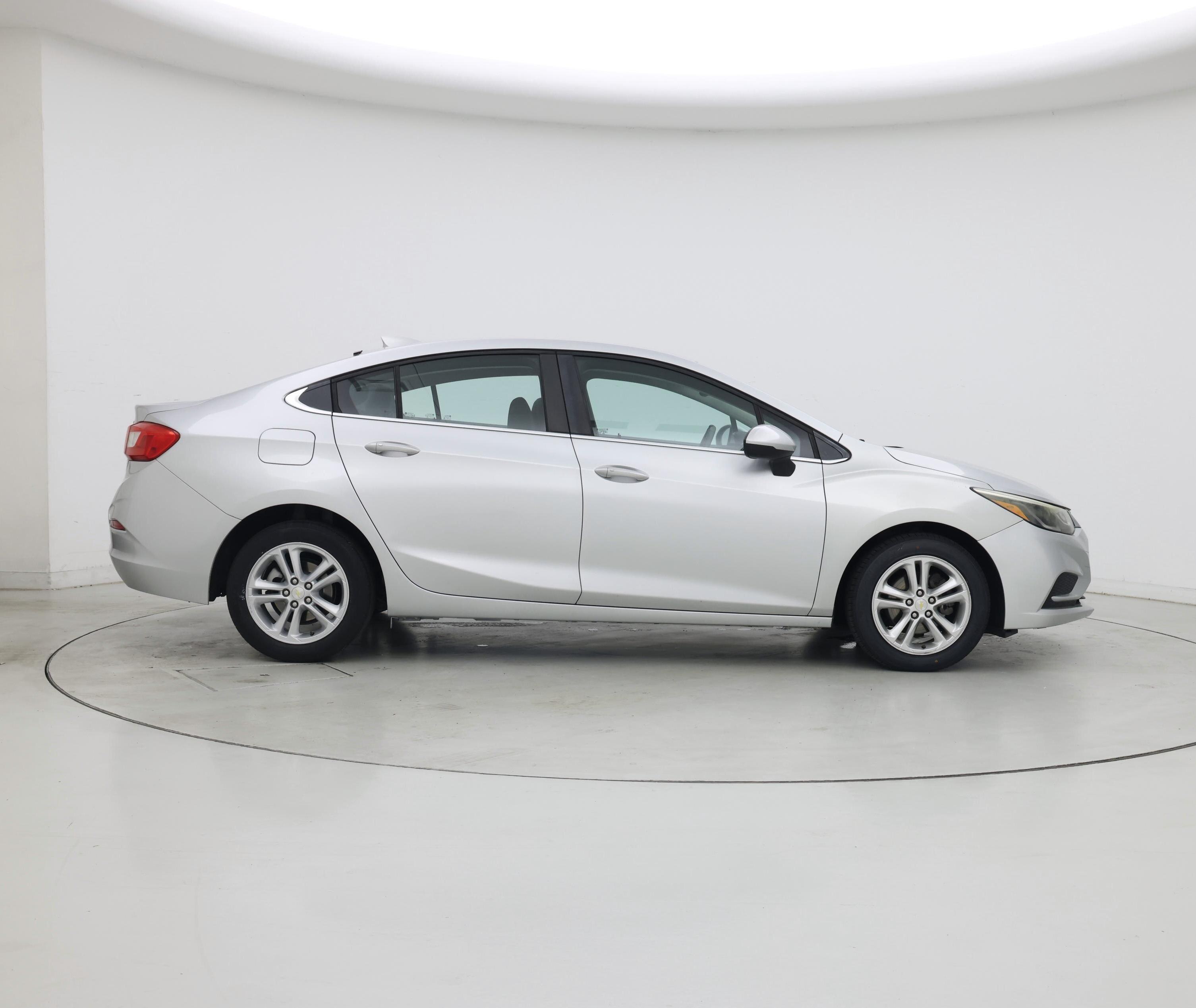 Thumbnail: 2017 Chevrolet Cruze - 7