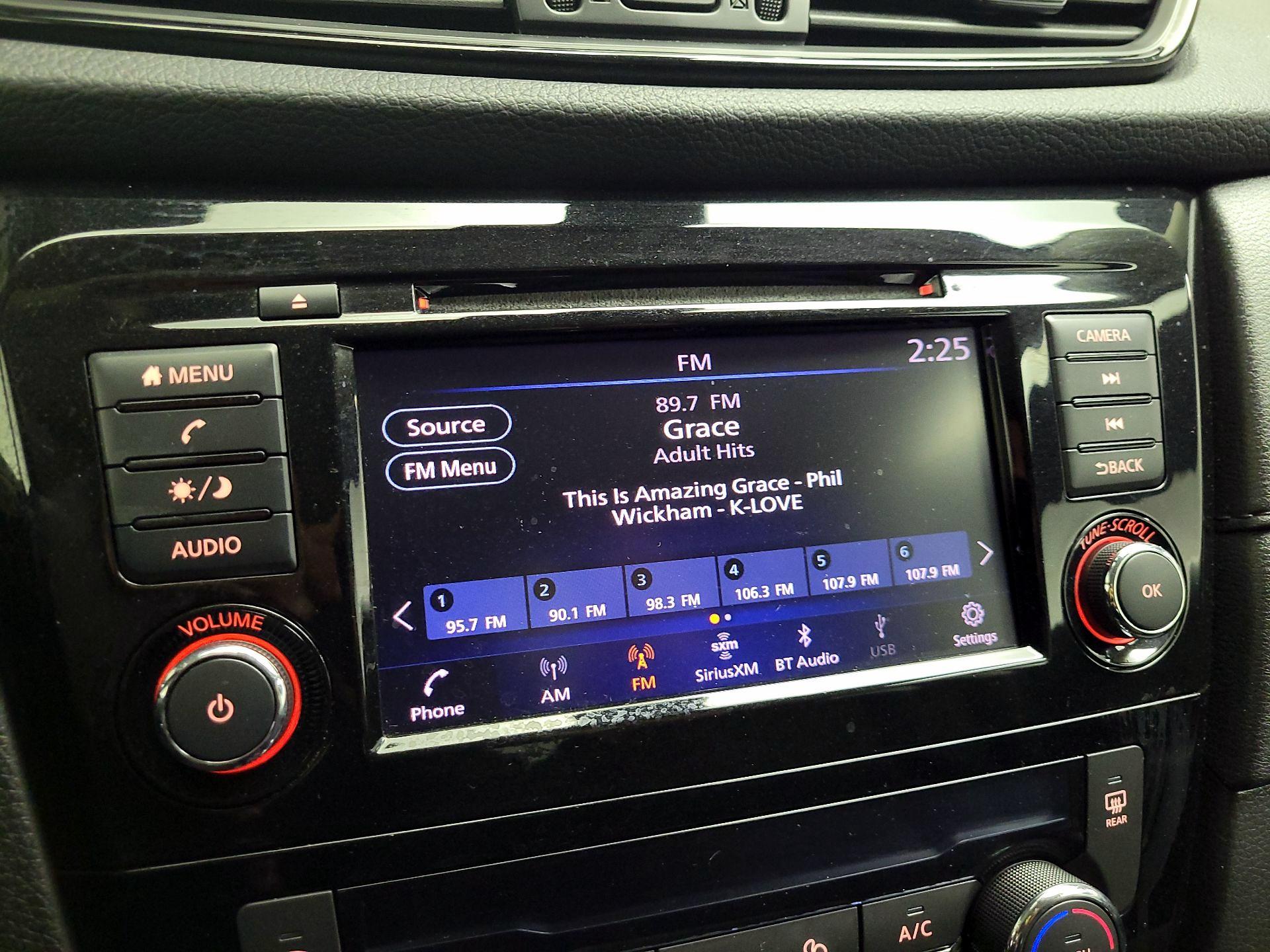 Thumbnail: 2020 Nissan Rogue - 15