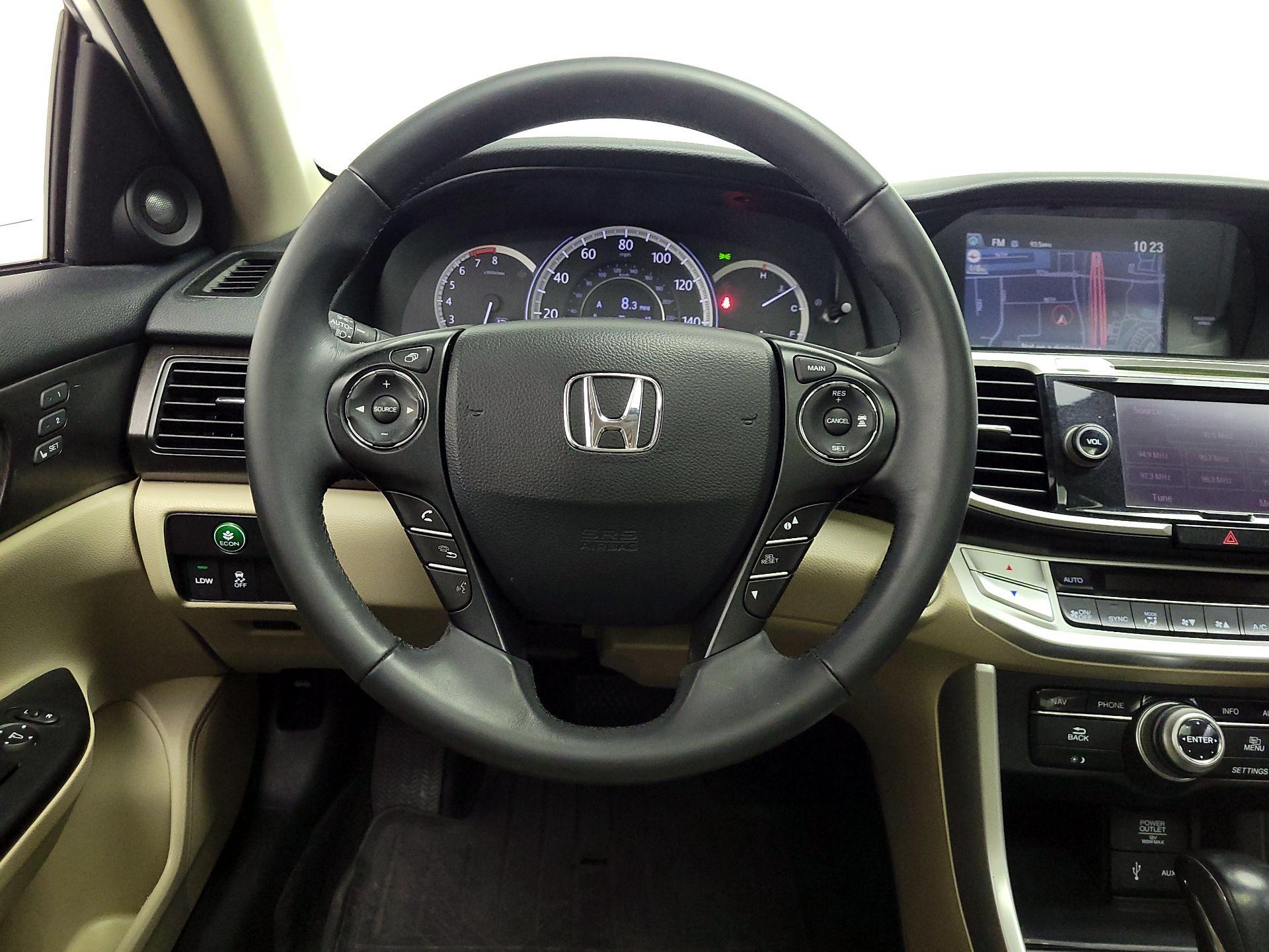 Thumbnail: 2015 Honda Accord - 10