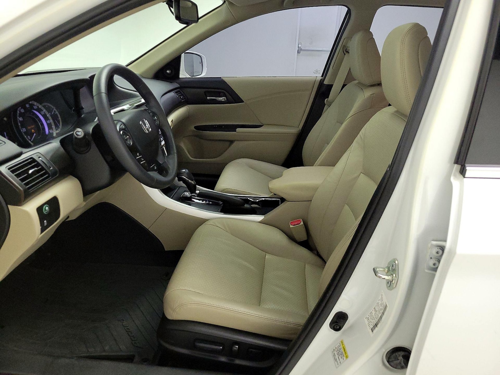 2015 Honda Accord Touring - Photo 12