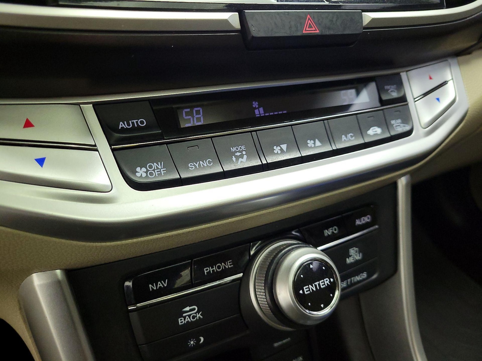 2015 Honda Accord Touring - Photo 18