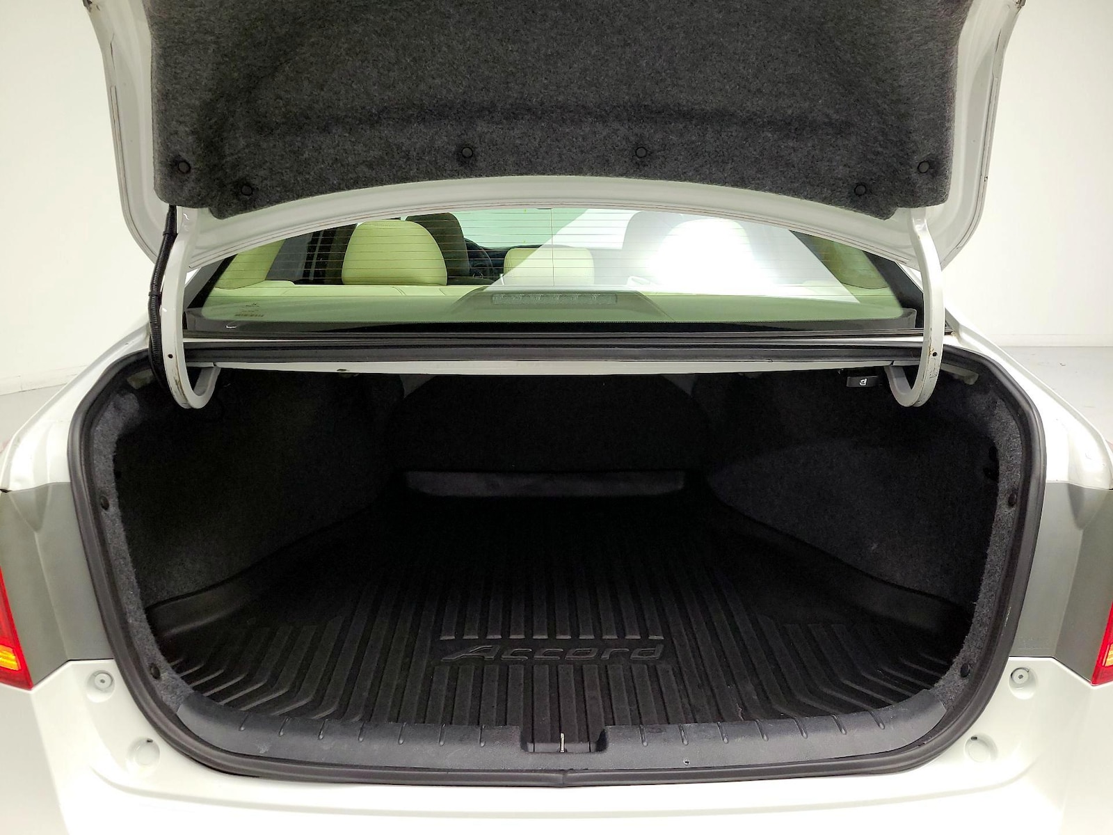 2015 Honda Accord Touring - Photo 23