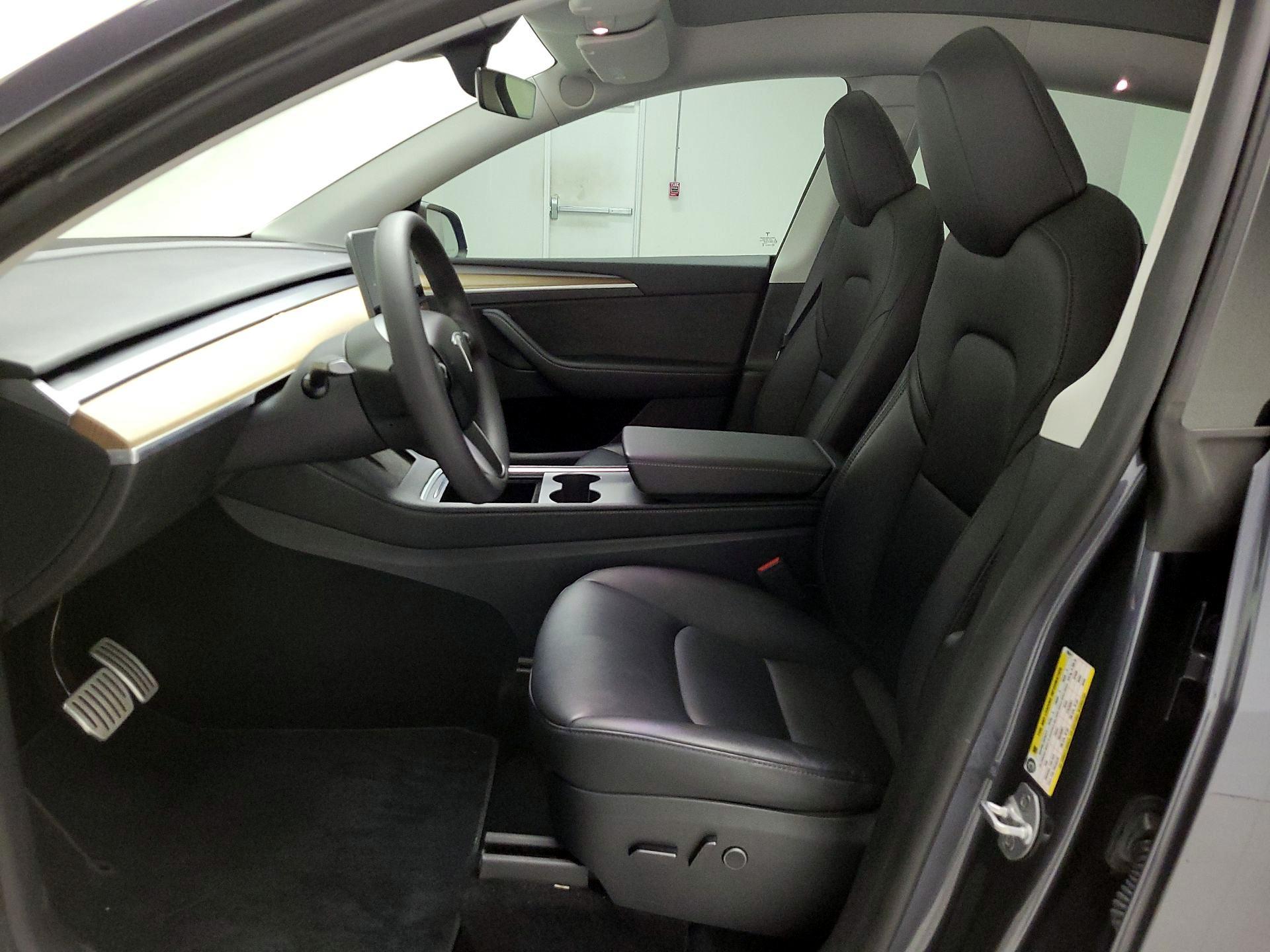 Thumbnail: 2023 Tesla Model Y - 11