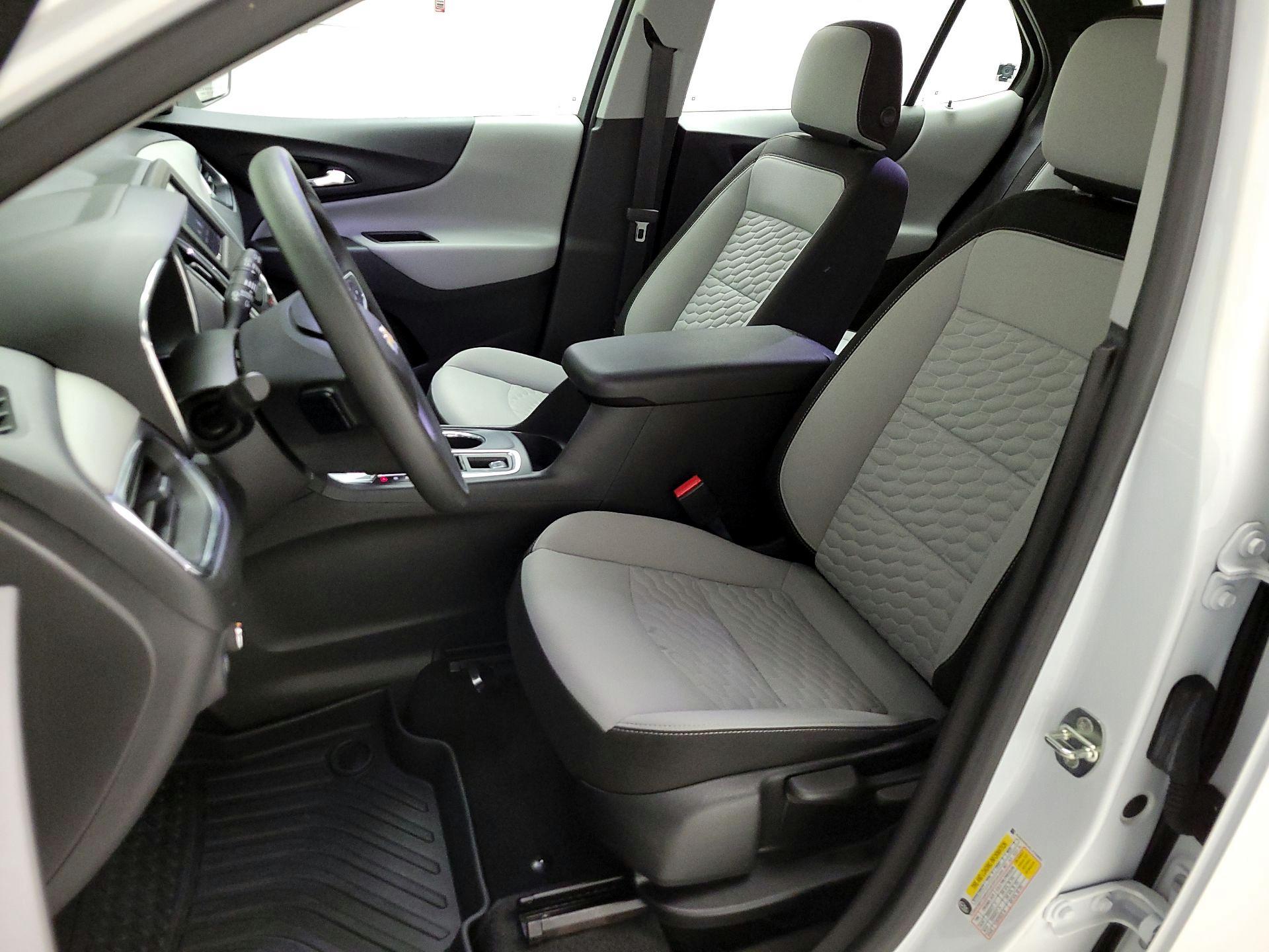 Thumbnail: 2020 Chevrolet Equinox - 11