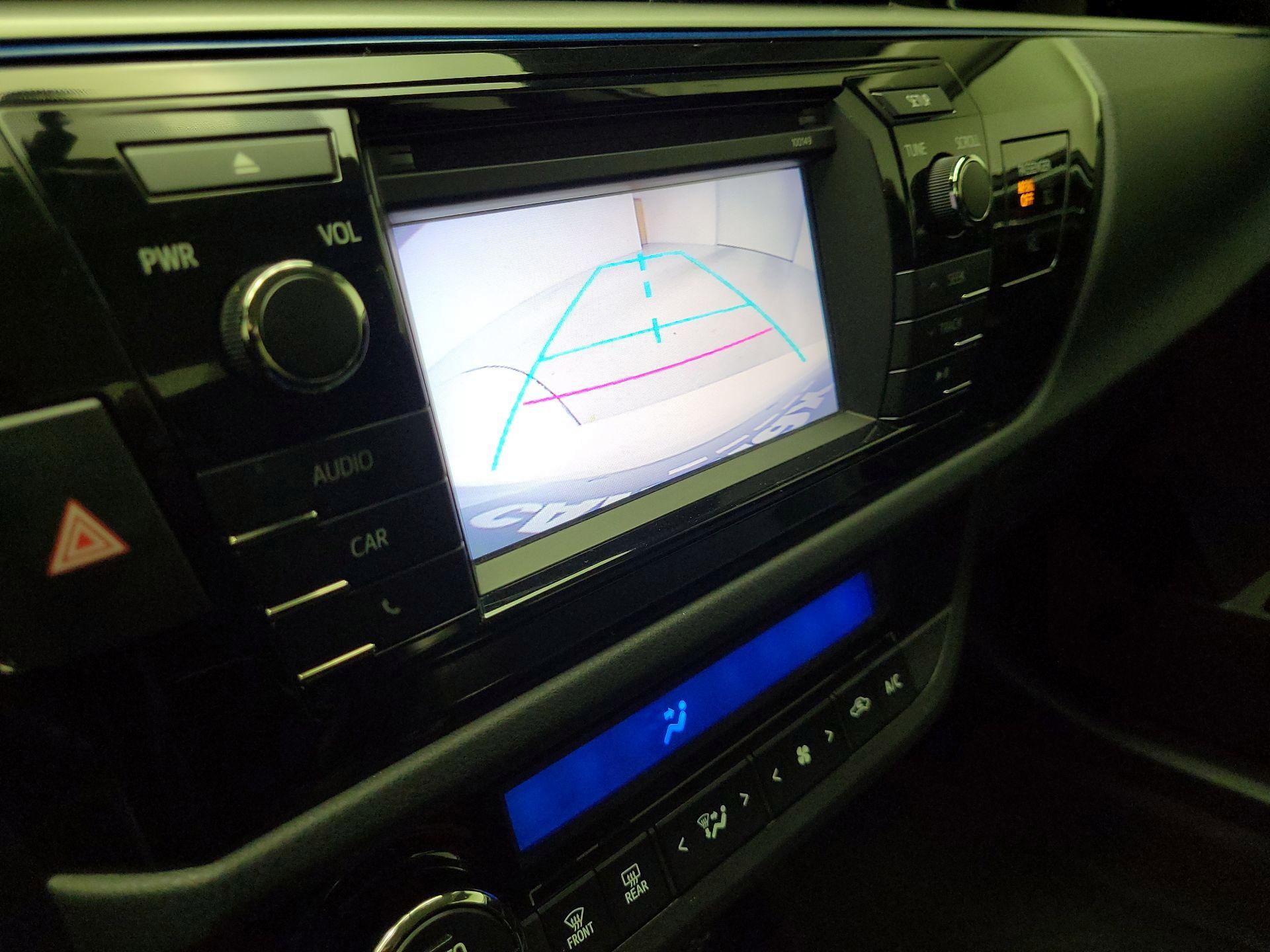 Thumbnail: 2014 Toyota Corolla - 12