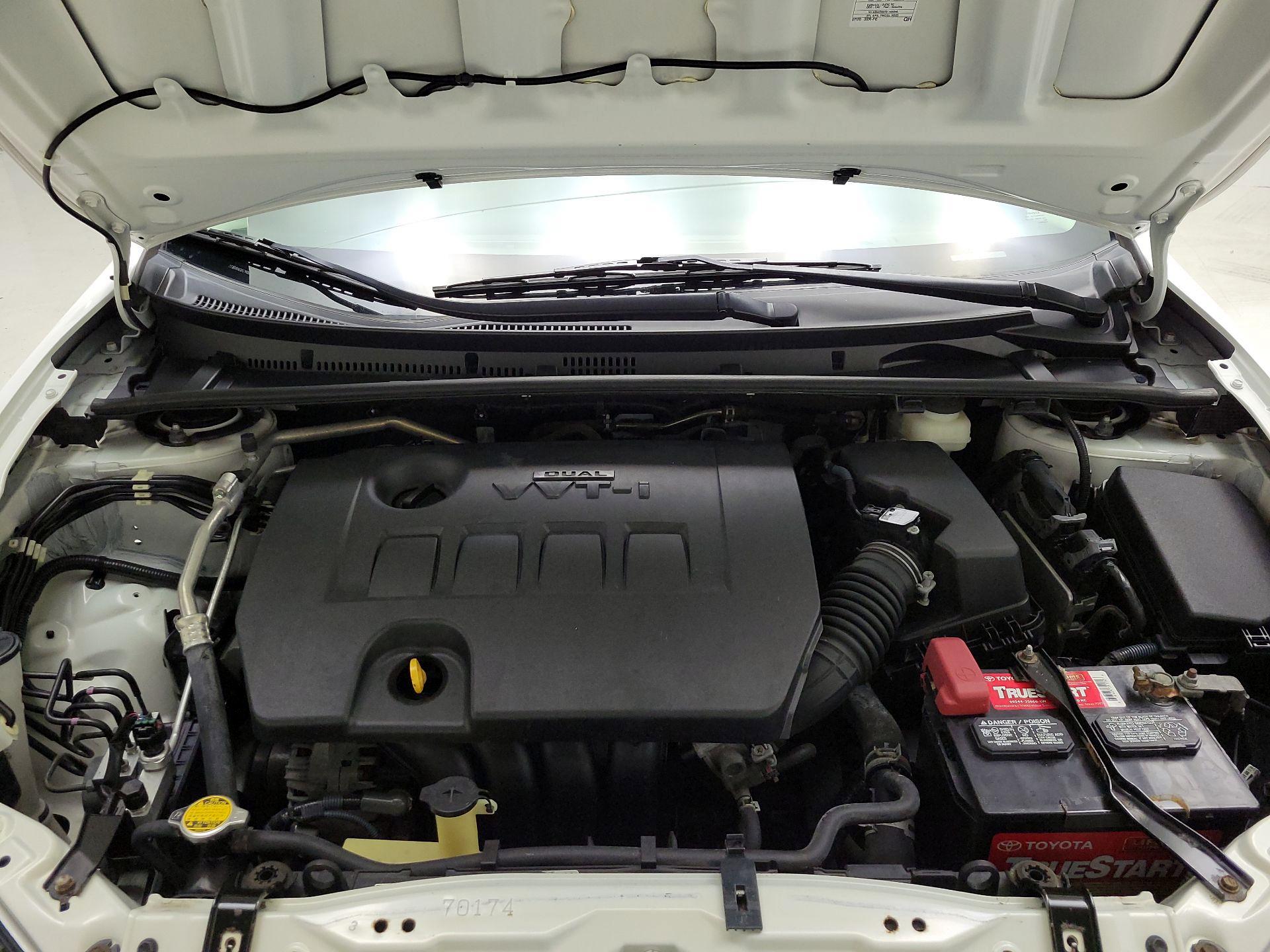 Thumbnail: 2014 Toyota Corolla - 19