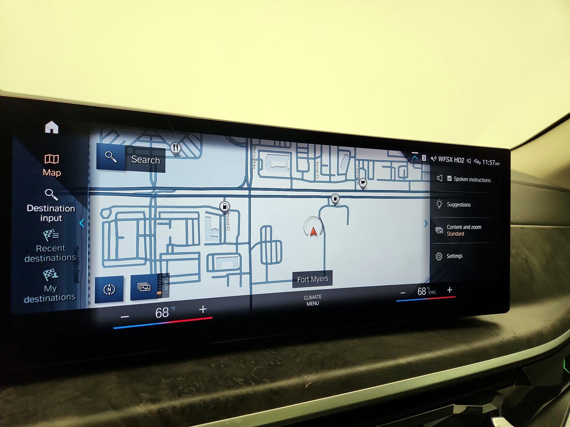 Thumbnail: 2023 BMW X7 - 14