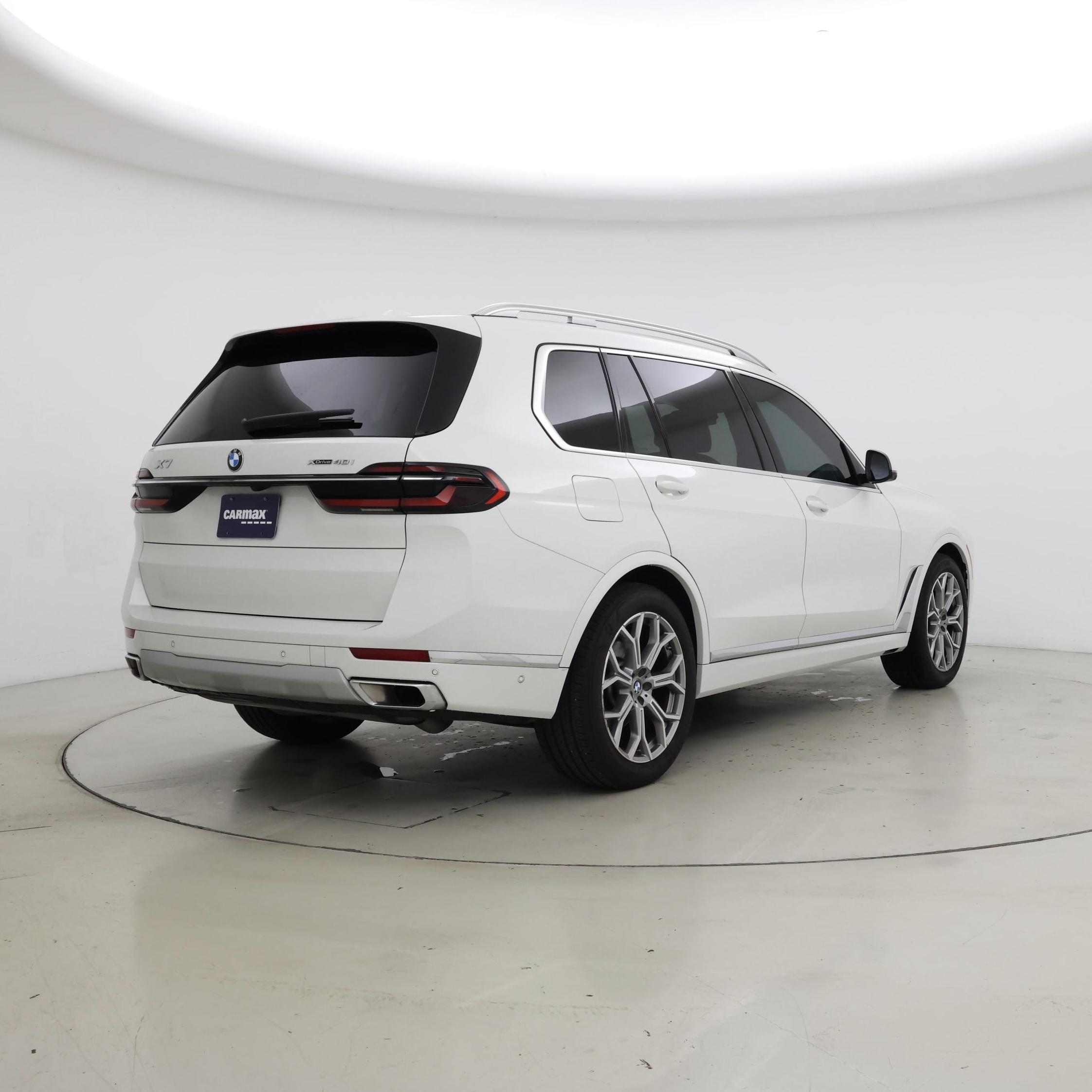 Thumbnail: 2023 BMW X7 - 8