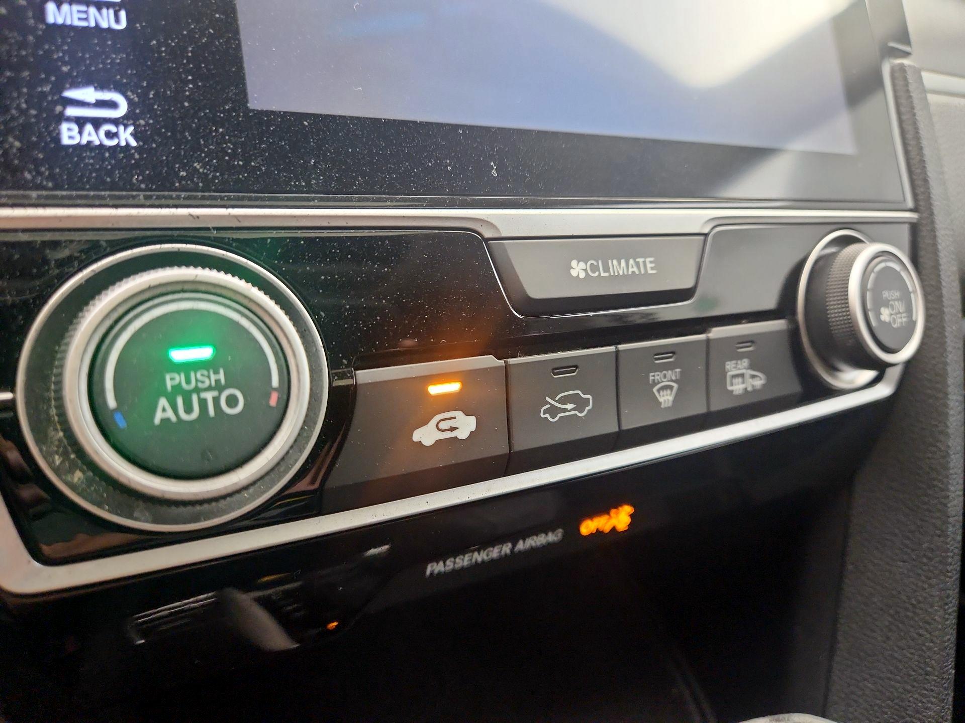 Thumbnail: 2016 Honda Civic - 16