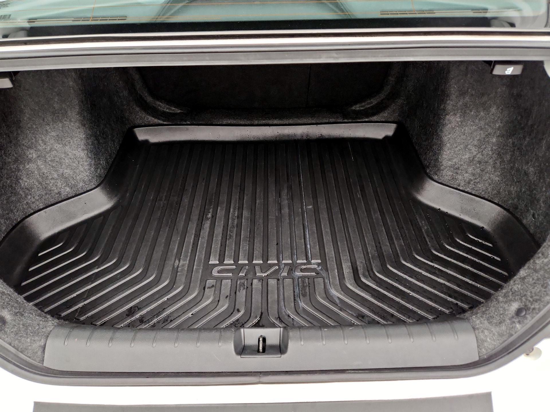 Thumbnail: 2016 Honda Civic - 20