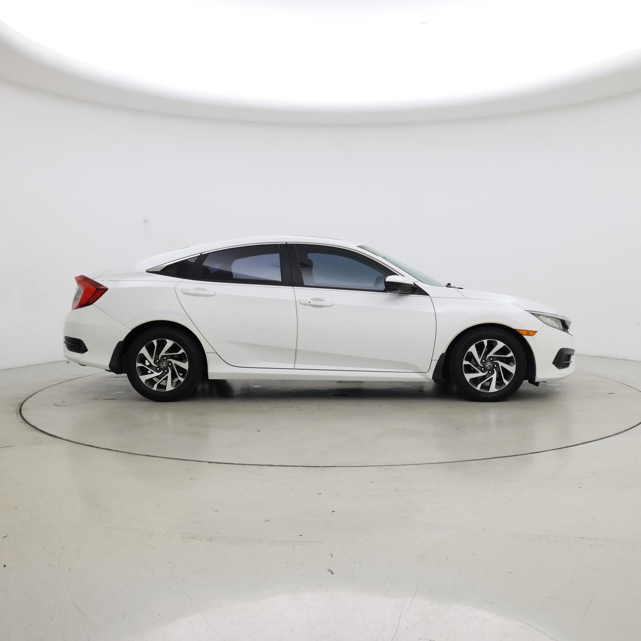 Thumbnail: 2016 Honda Civic - 7