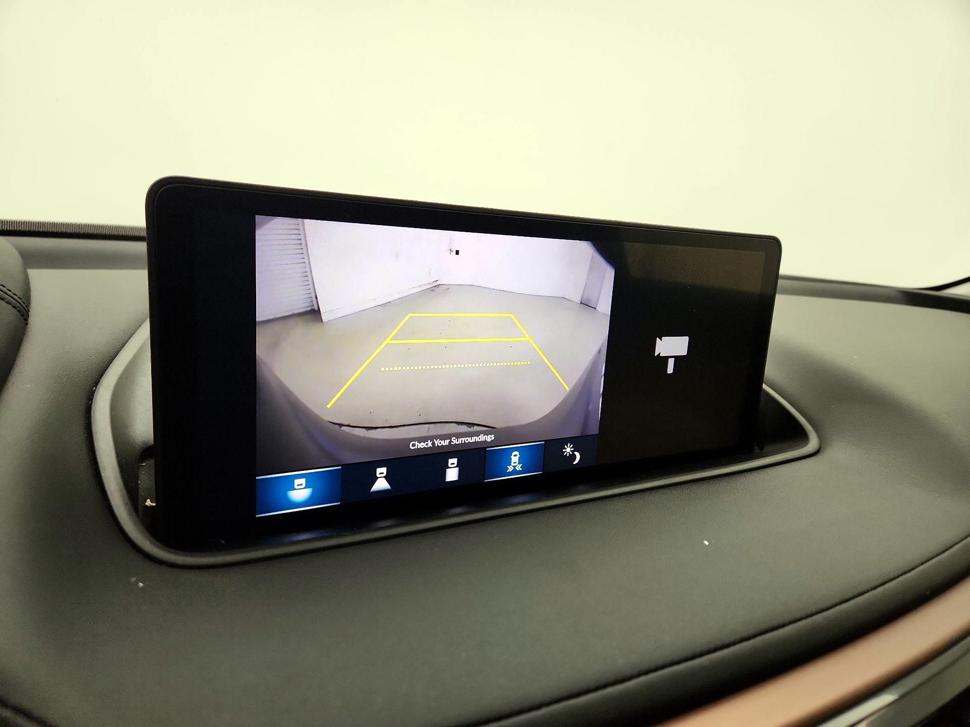 Thumbnail: 2022 Acura MDX - 15