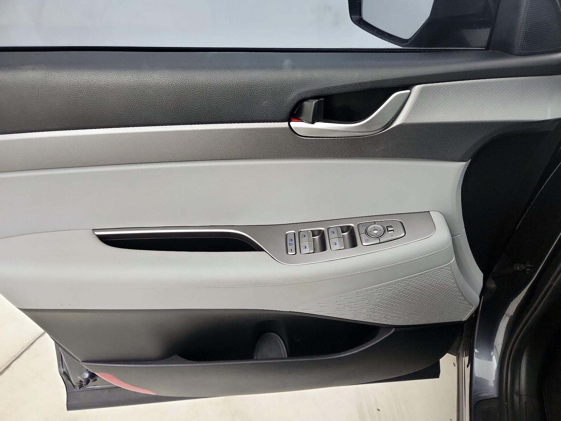 Thumbnail: 2020 Hyundai Palisade - 12