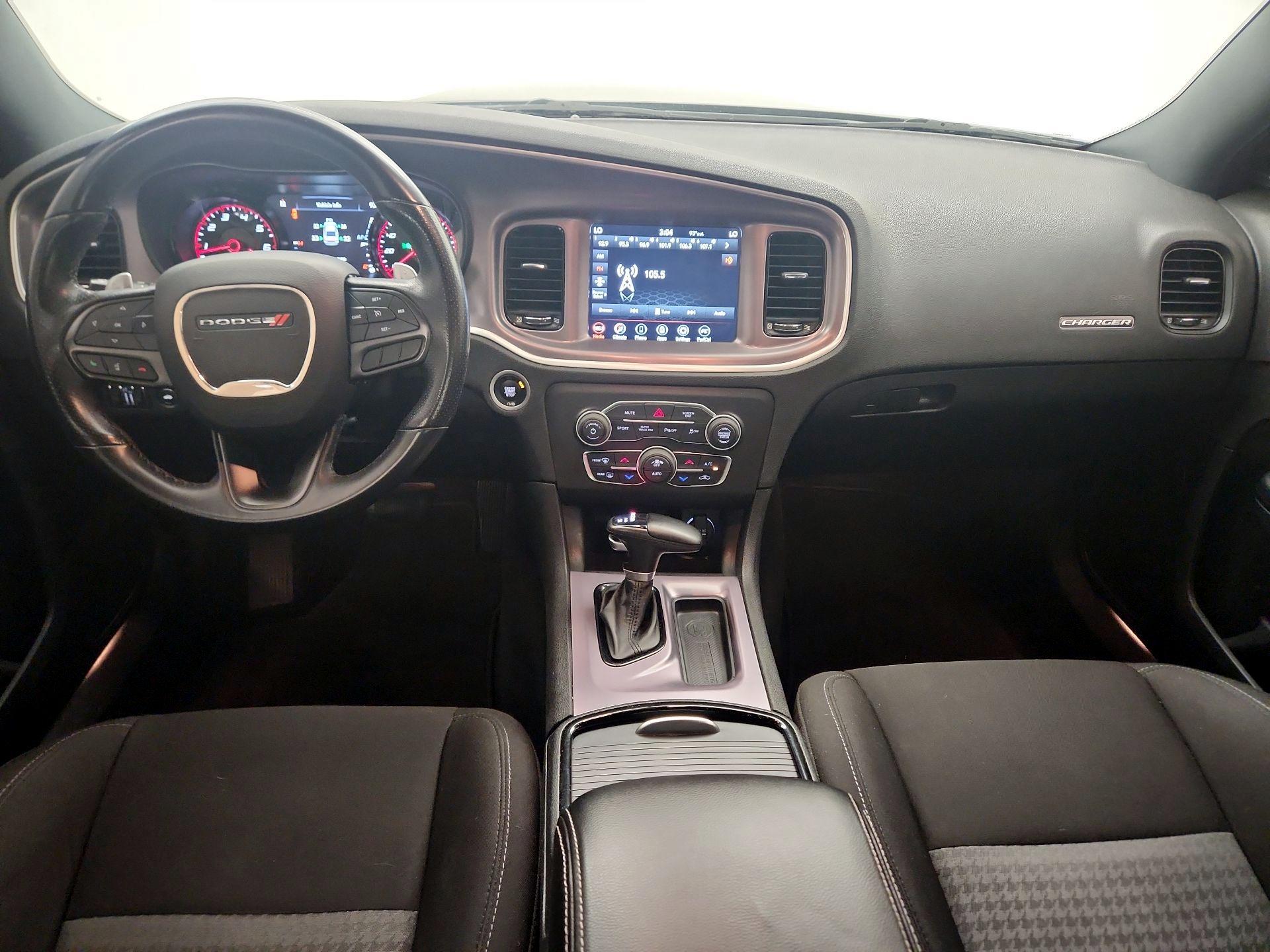 Thumbnail: 2022 Dodge Charger - 9