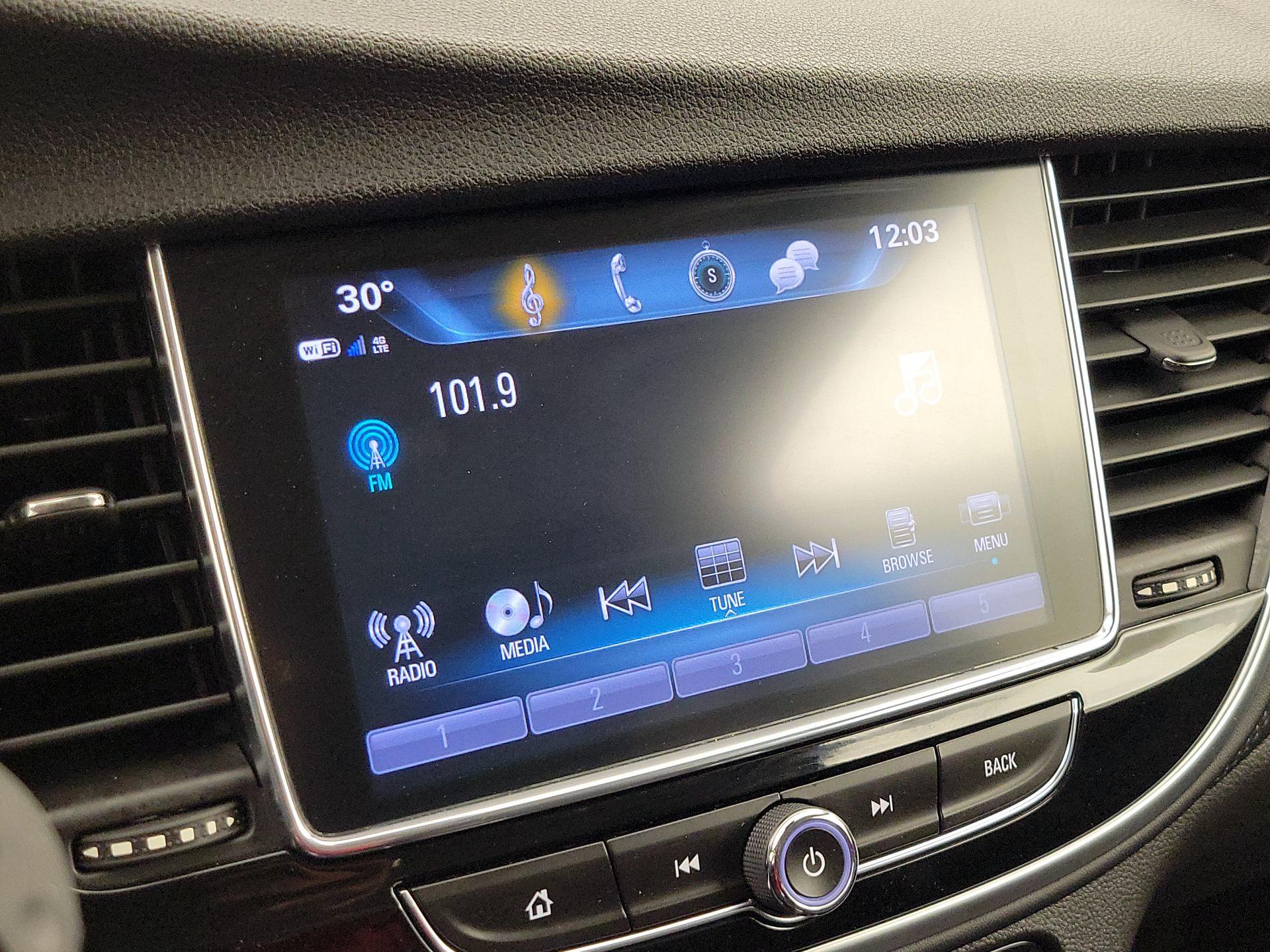 Thumbnail: 2018 Buick Encore - 15