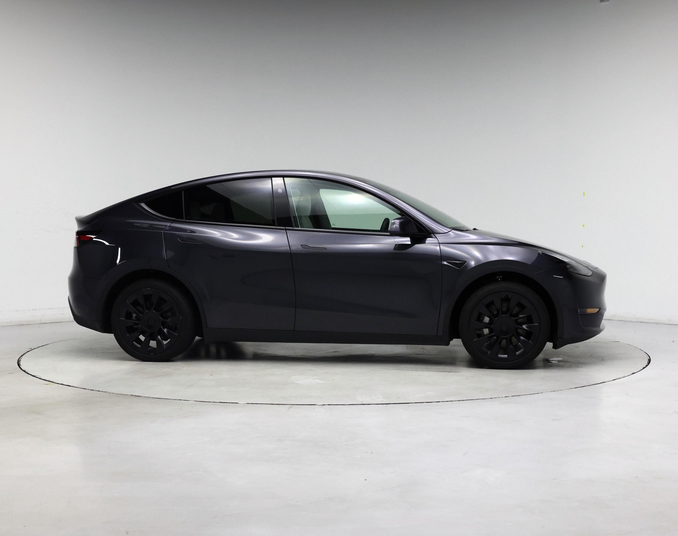Thumbnail: 2024 Tesla Model Y - 7