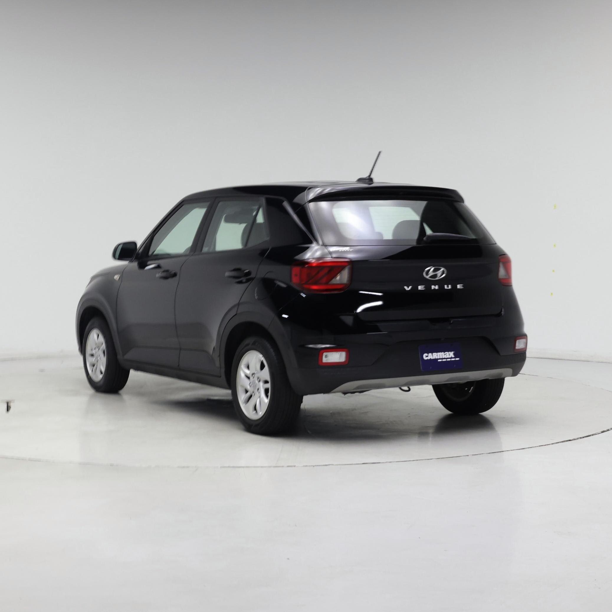 Thumbnail: 2023 Hyundai Venue - 2