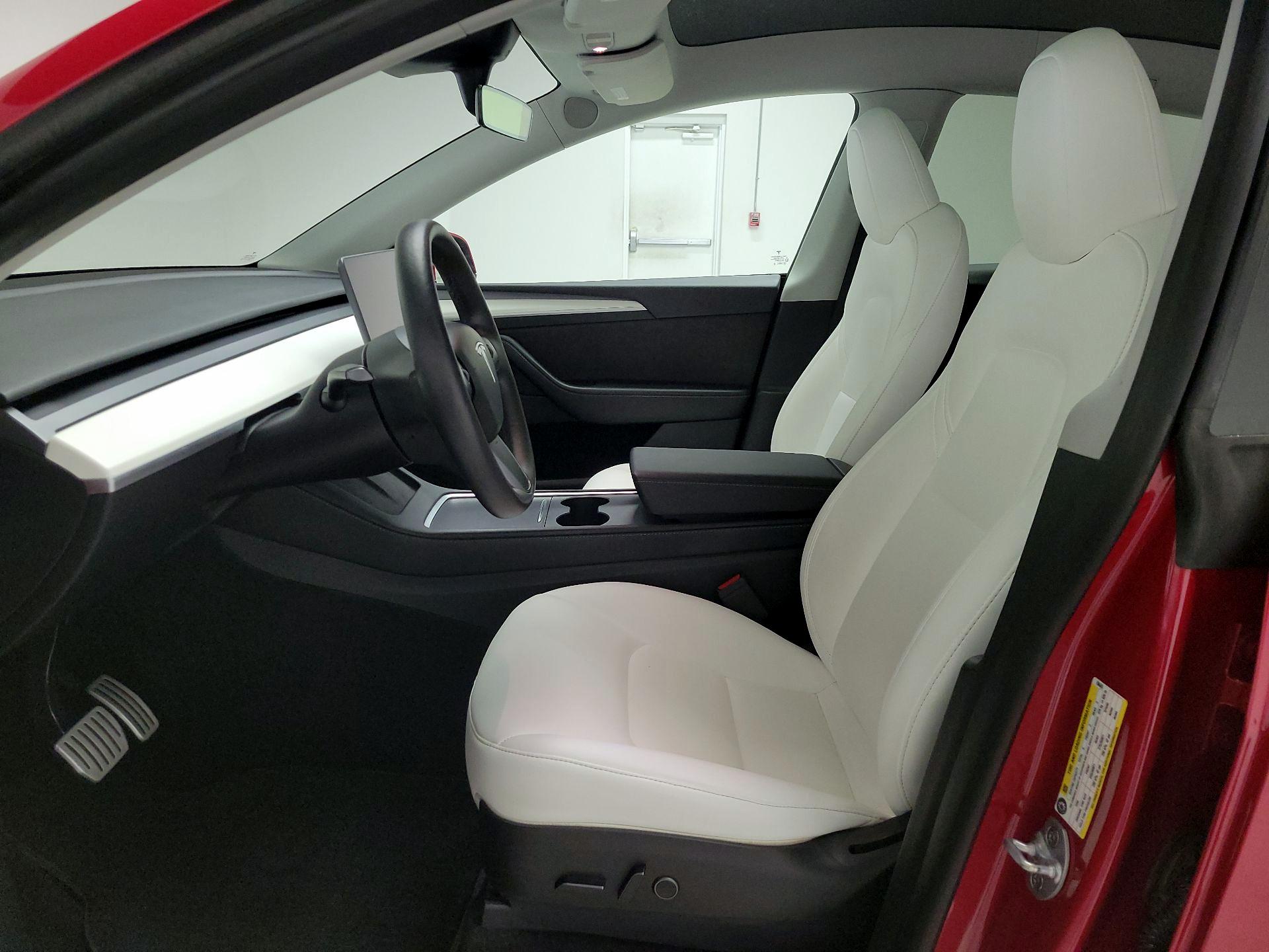 Thumbnail: 2023 Tesla Model Y - 11