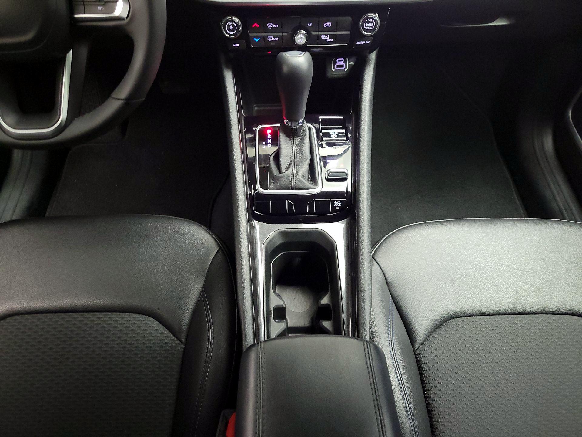 Thumbnail: 2024 Jeep Compass - 17