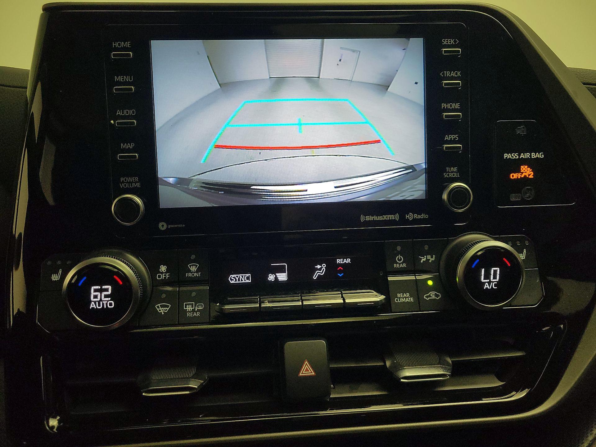 Thumbnail: 2022 Toyota Highlander - 14