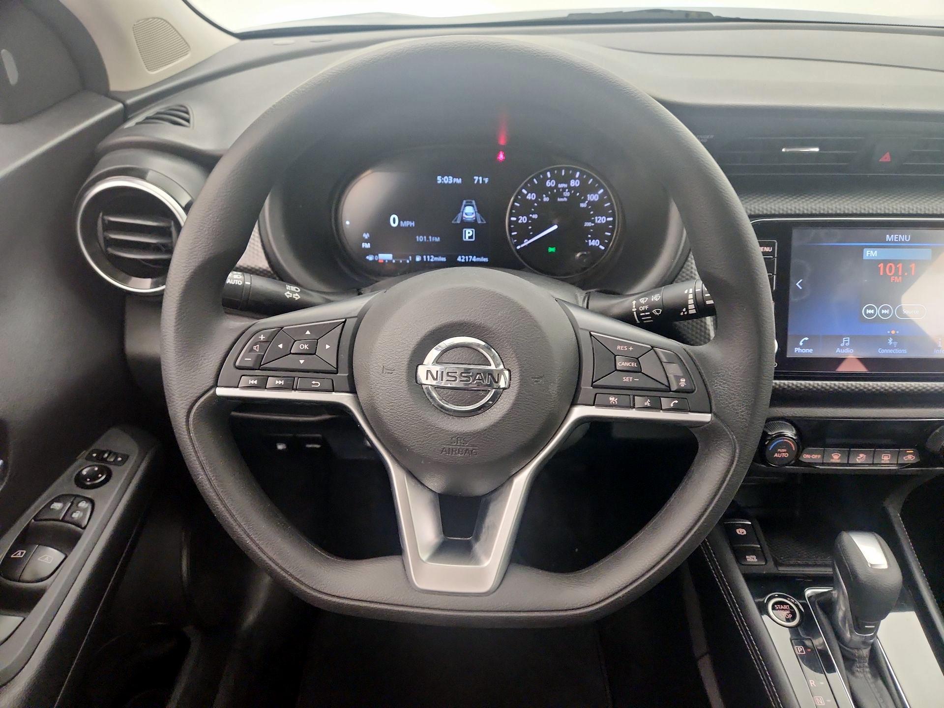 Thumbnail: 2021 Nissan Kicks - 10