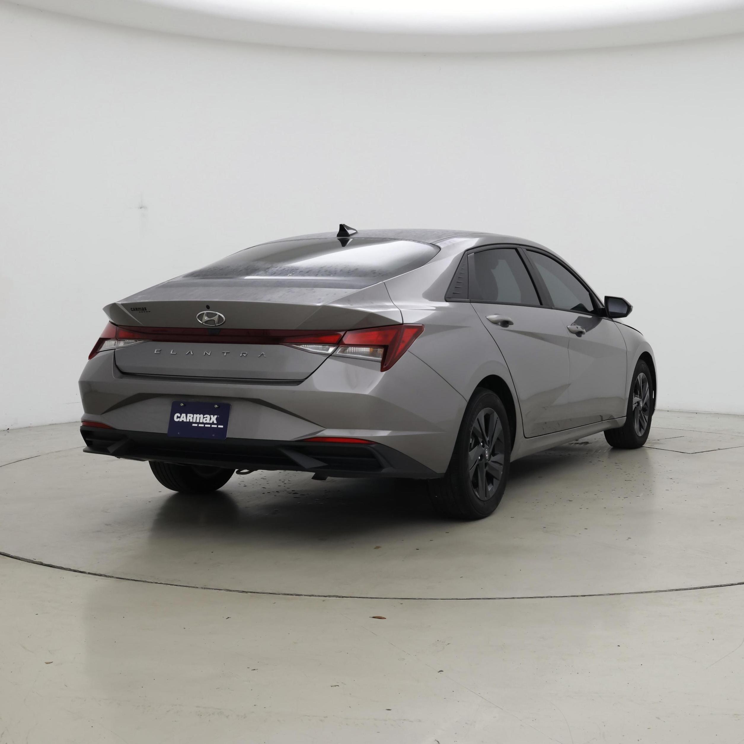 Thumbnail: 2023 Hyundai Elantra - 8