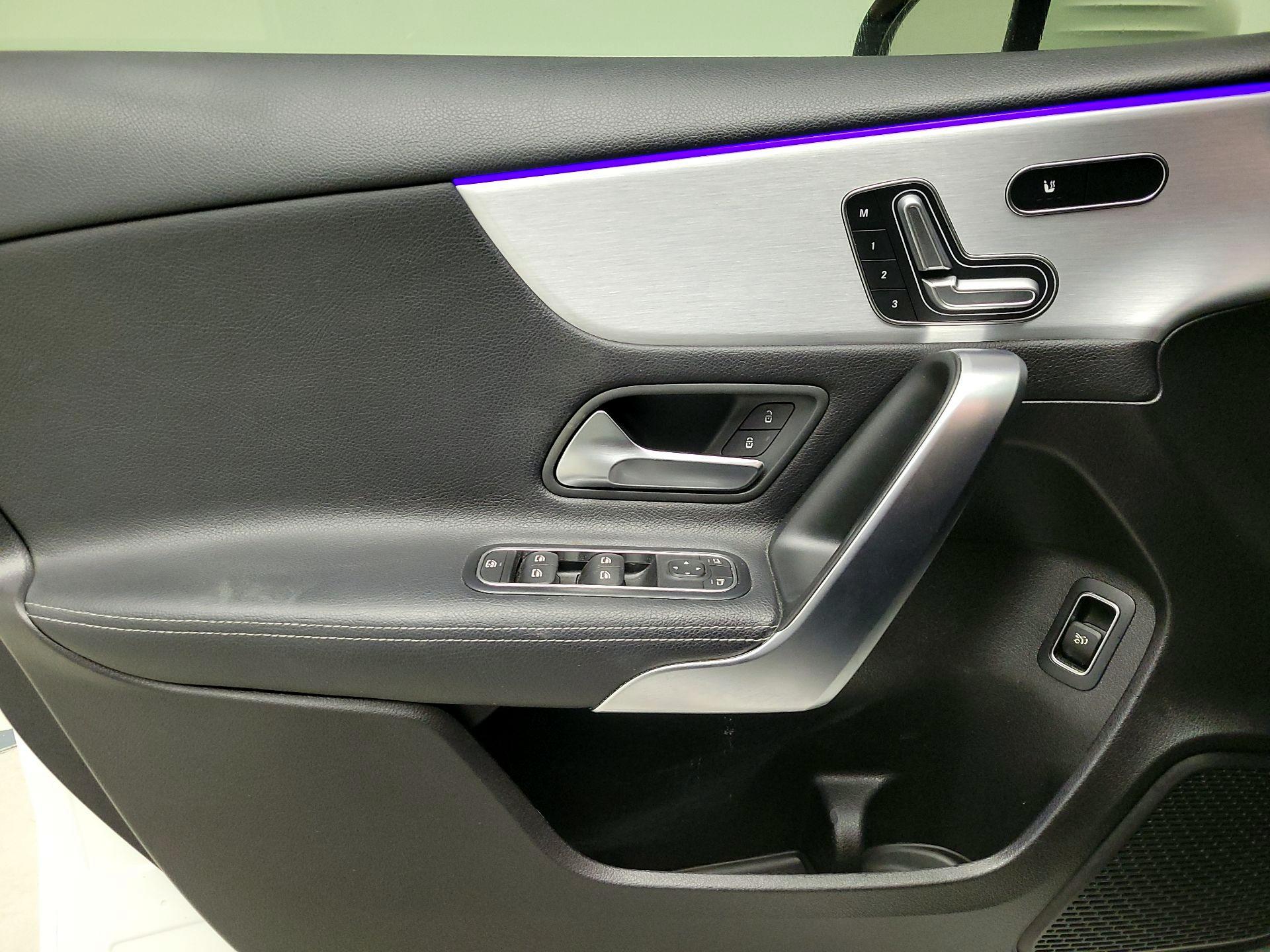 Thumbnail: 2019 Mercedes-Benz A-Class - 12