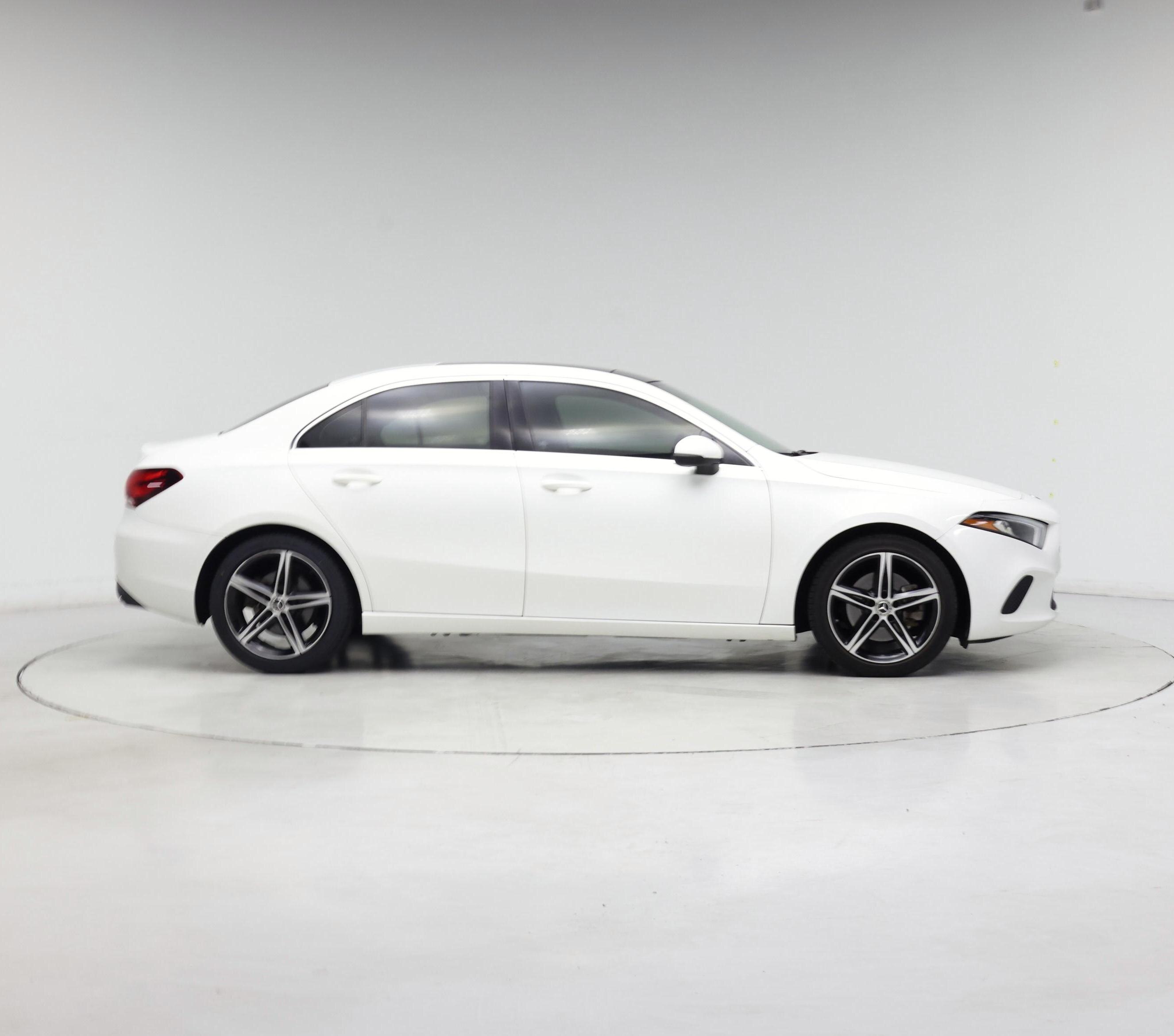 Thumbnail: 2019 Mercedes-Benz A-Class - 7