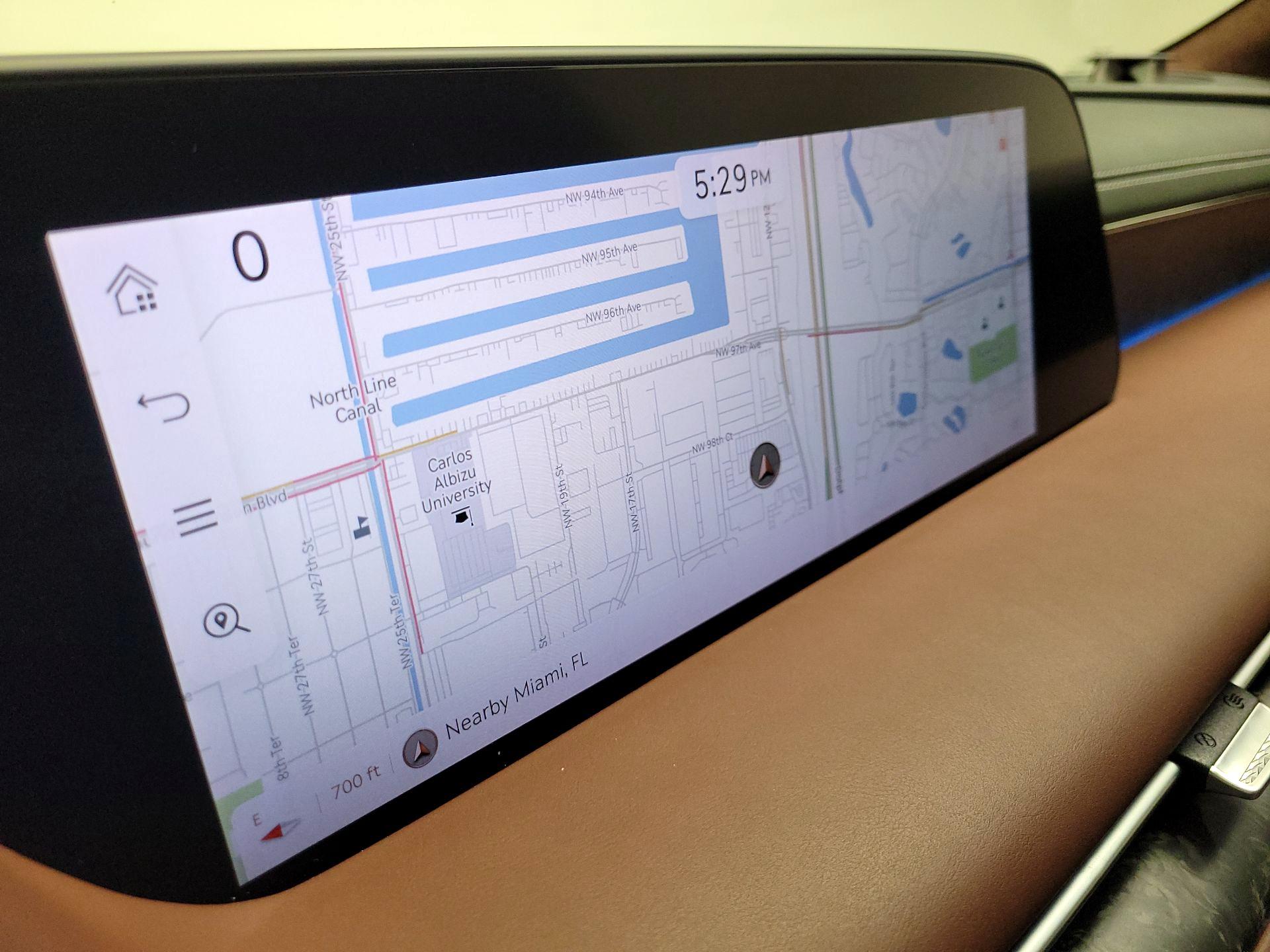 Thumbnail: 2023 Genesis G90 - 14