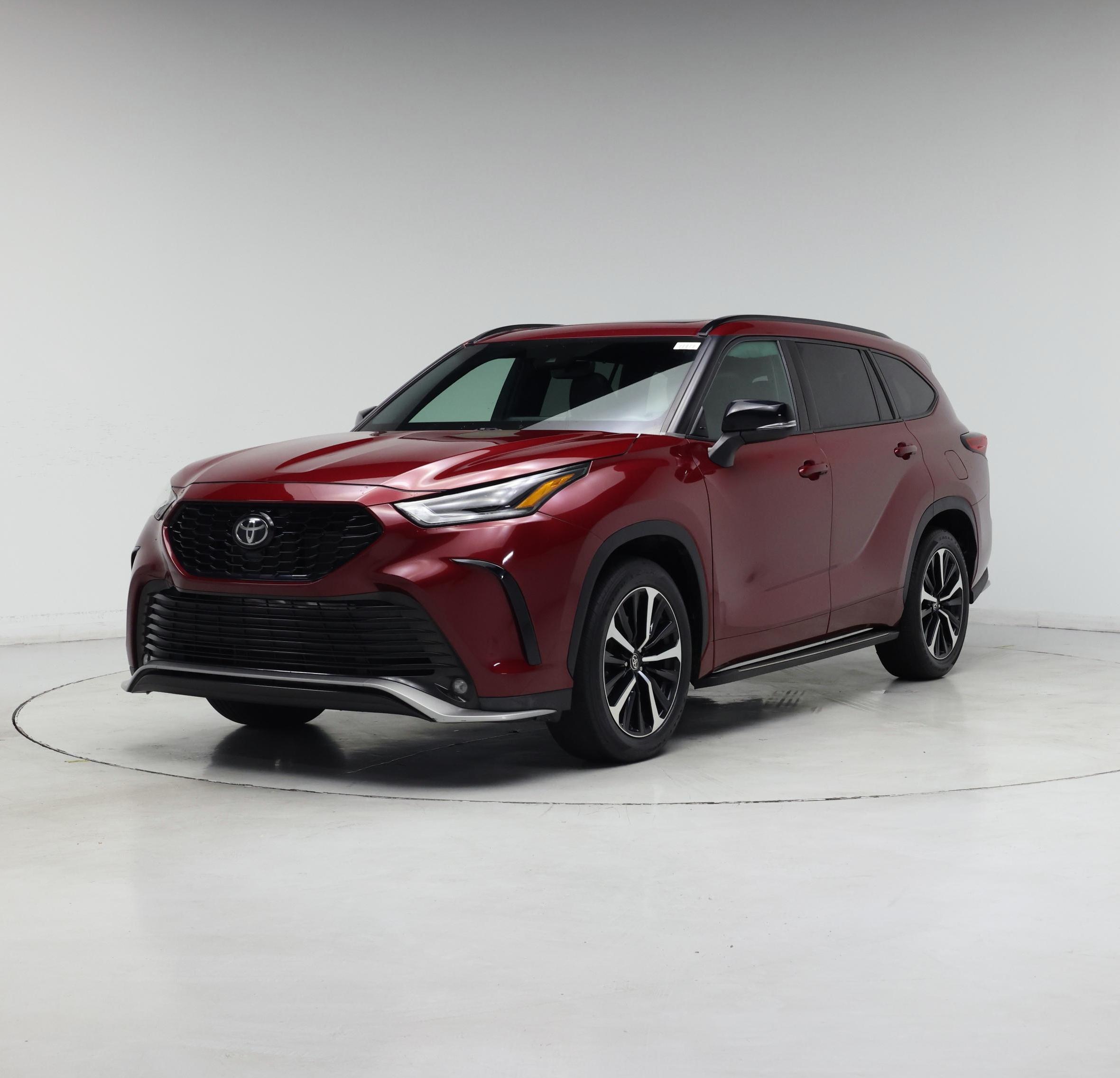 Thumbnail: 2021 Toyota Highlander - 4