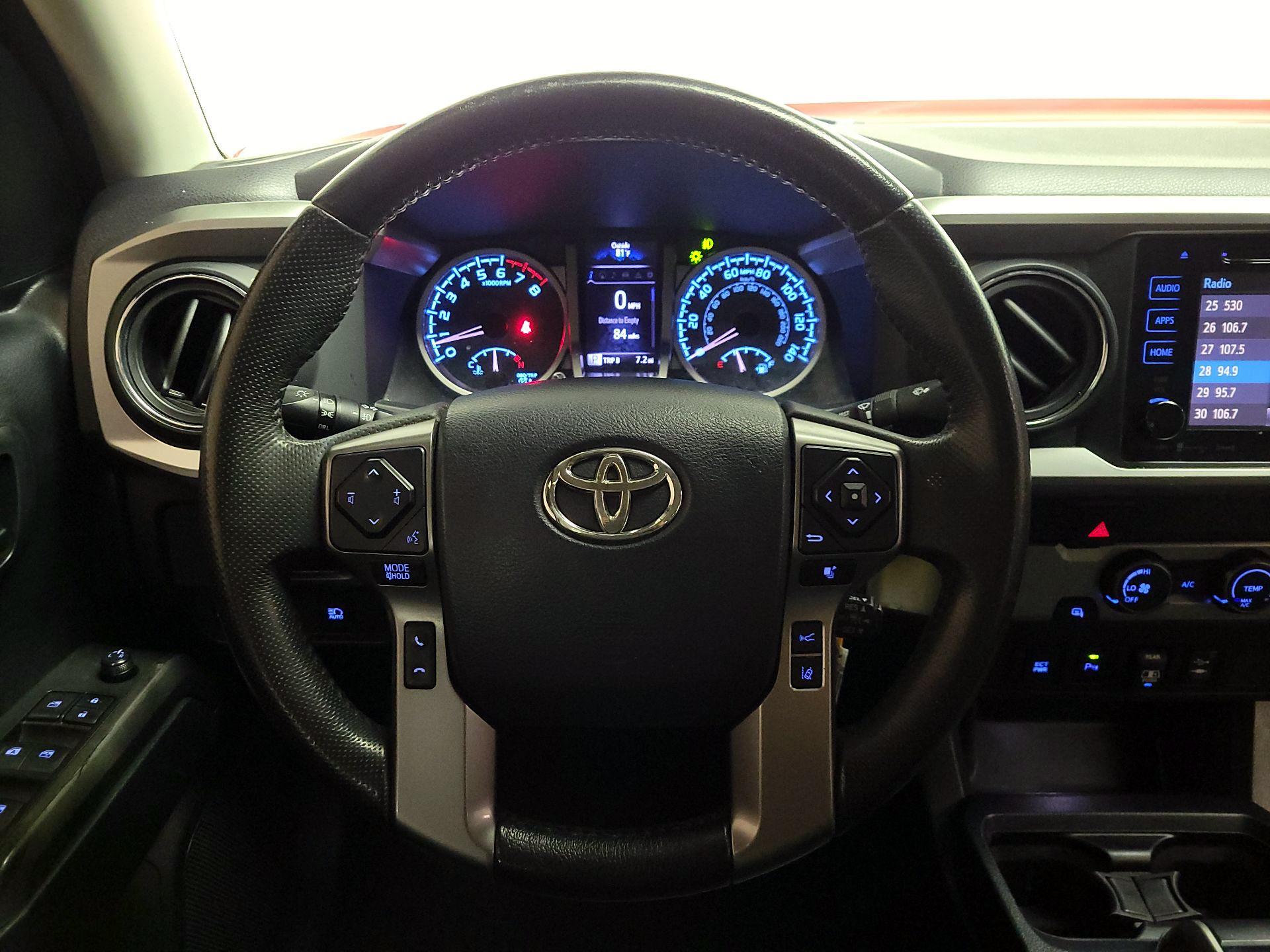 Thumbnail: 2019 Toyota Tacoma - 10