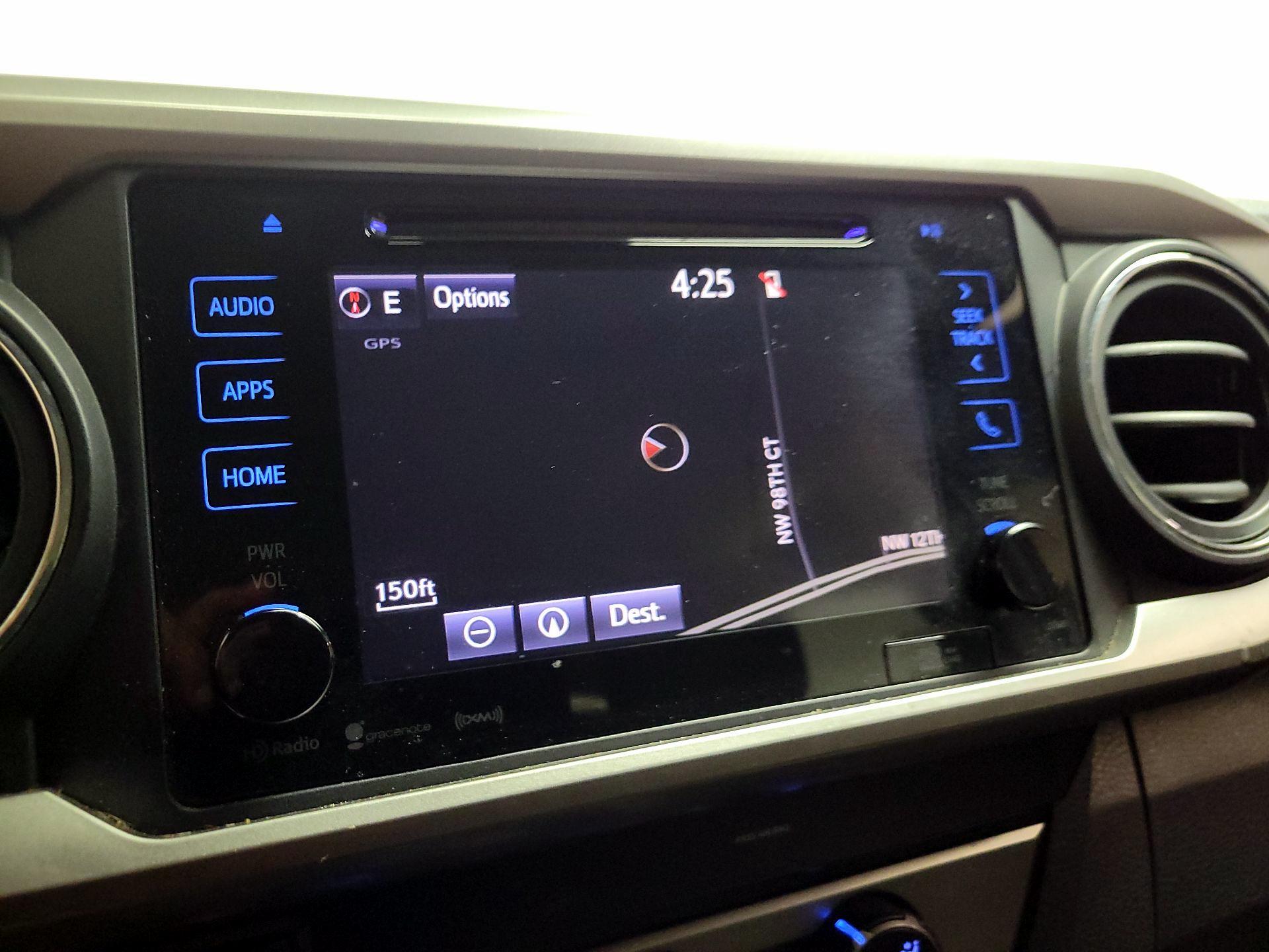 Thumbnail: 2019 Toyota Tacoma - 14