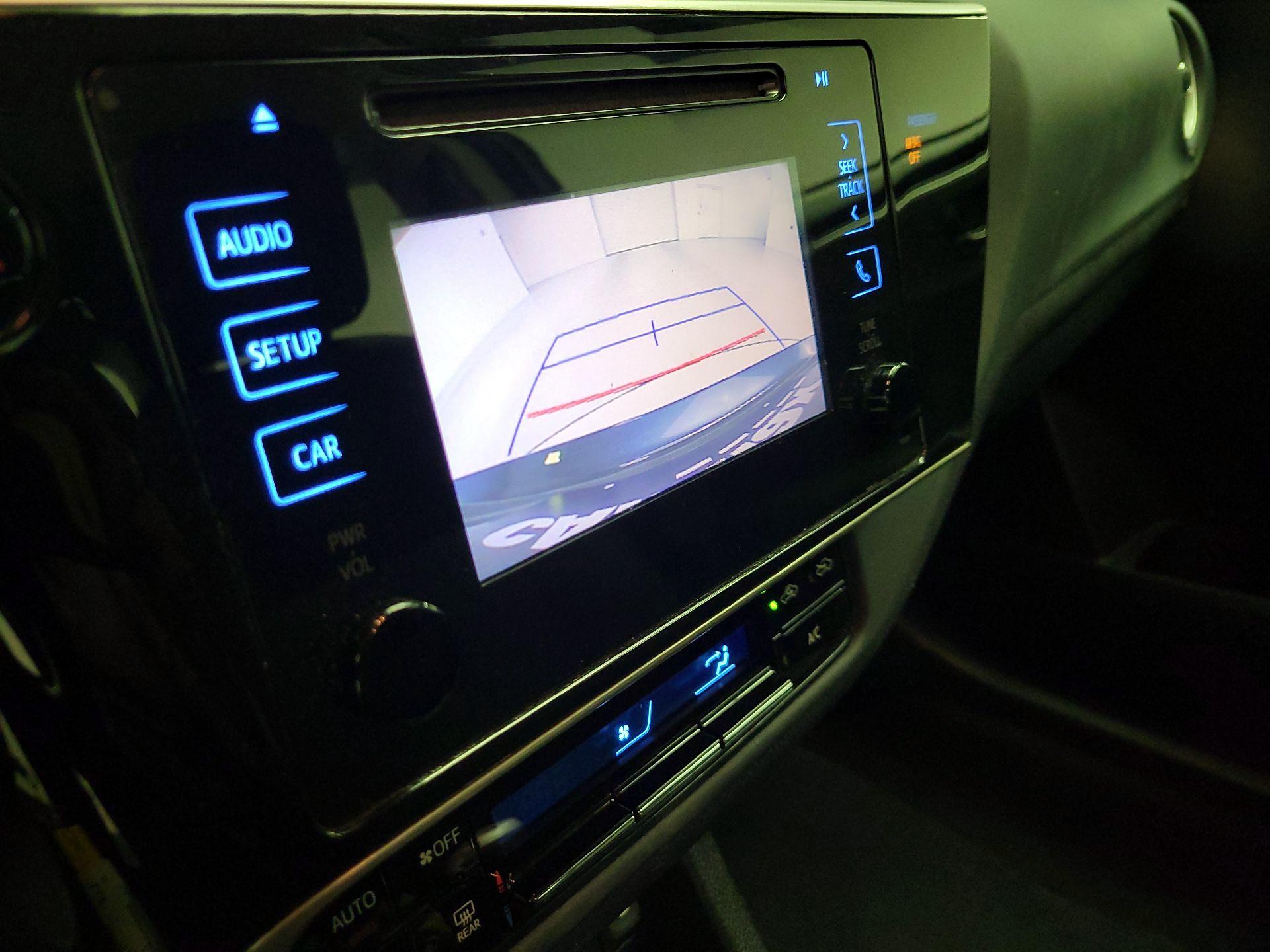 Thumbnail: 2018 Toyota Corolla - 14