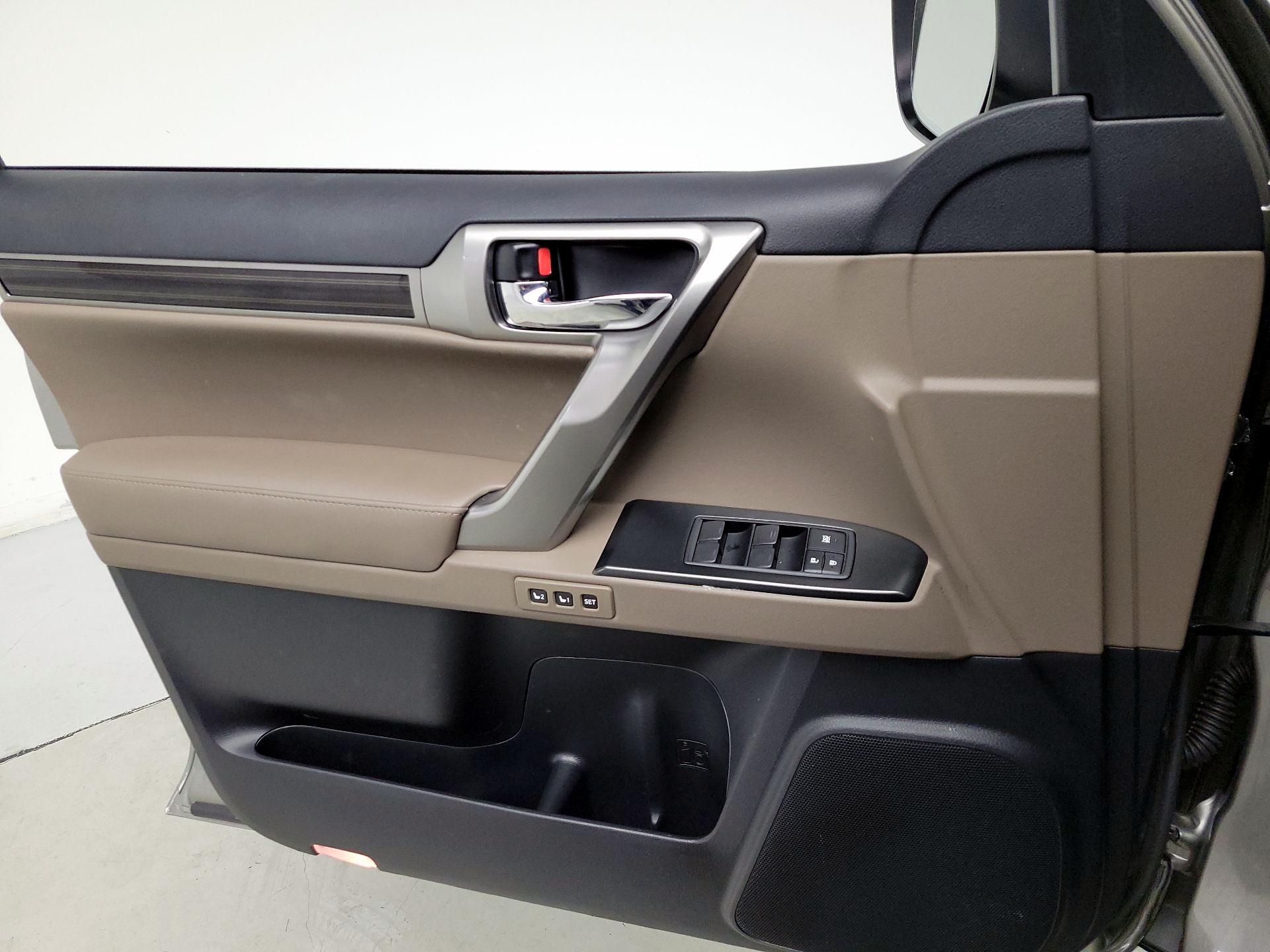 Thumbnail: 2023 Lexus GX - 12