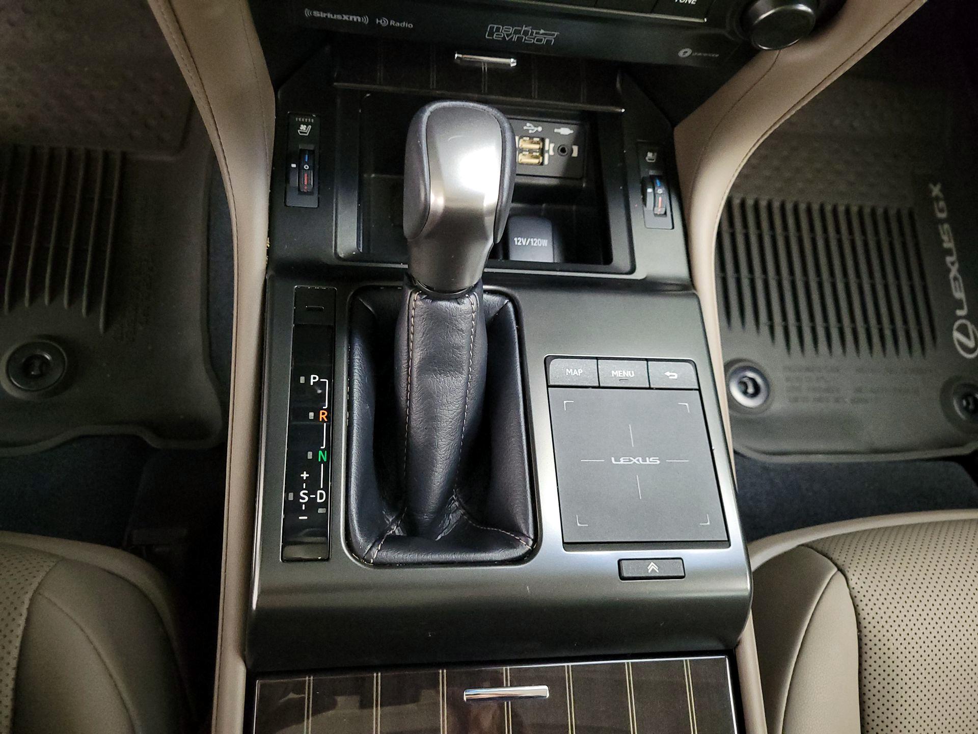 Thumbnail: 2023 Lexus GX - 18