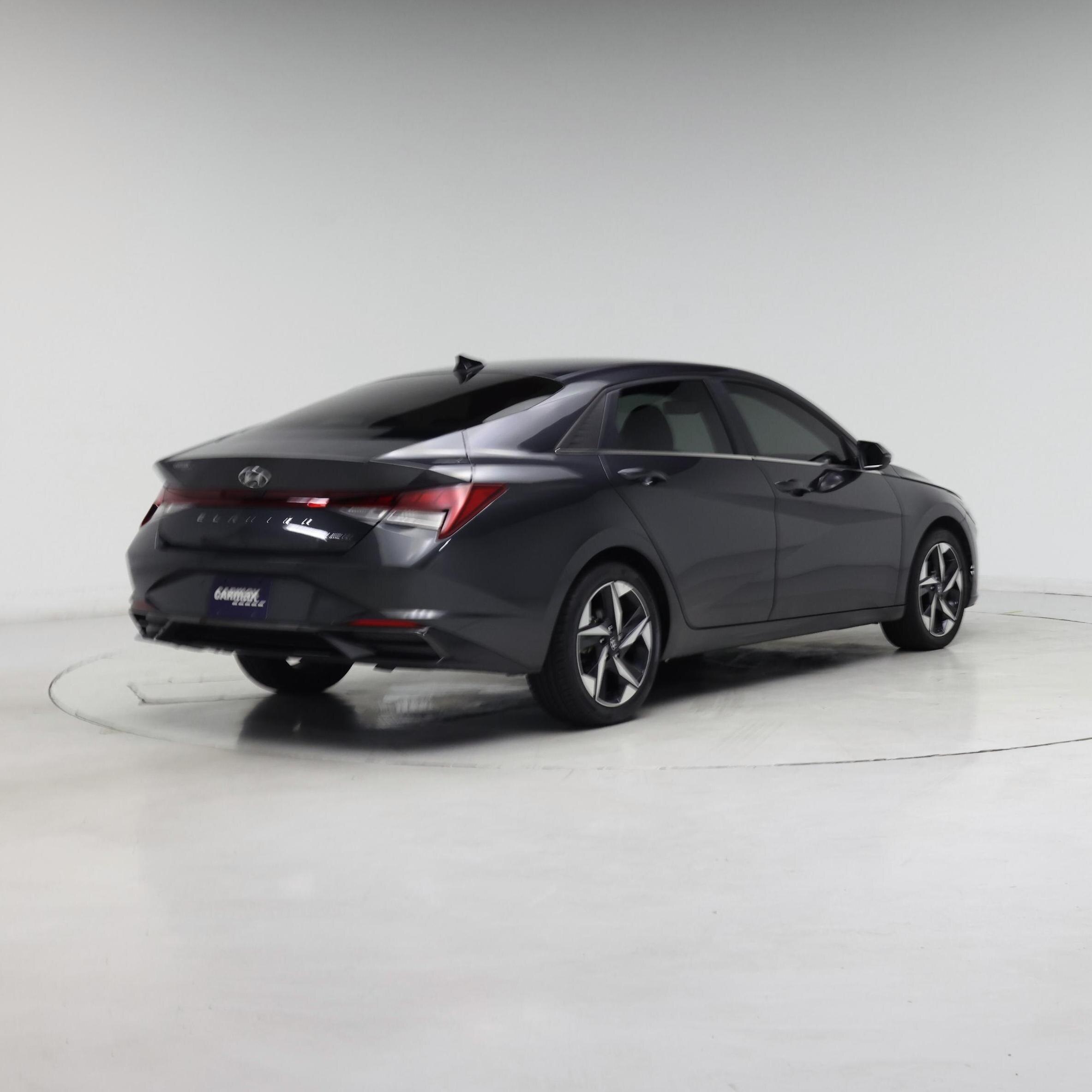 Thumbnail: 2023 Hyundai Elantra - 8