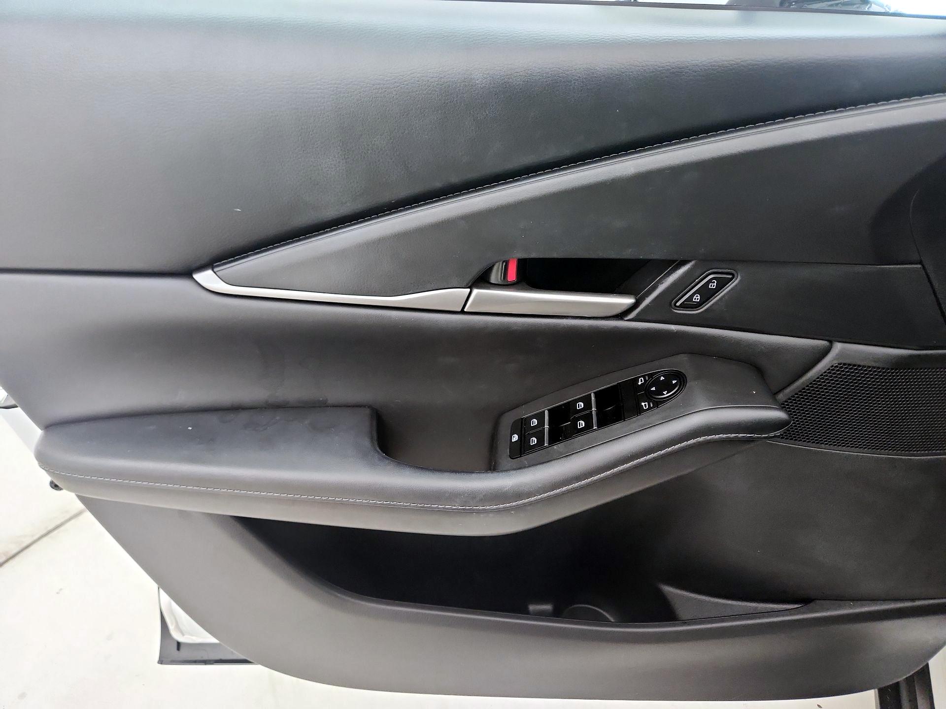 Thumbnail: 2023 Mazda CX-30 - 12