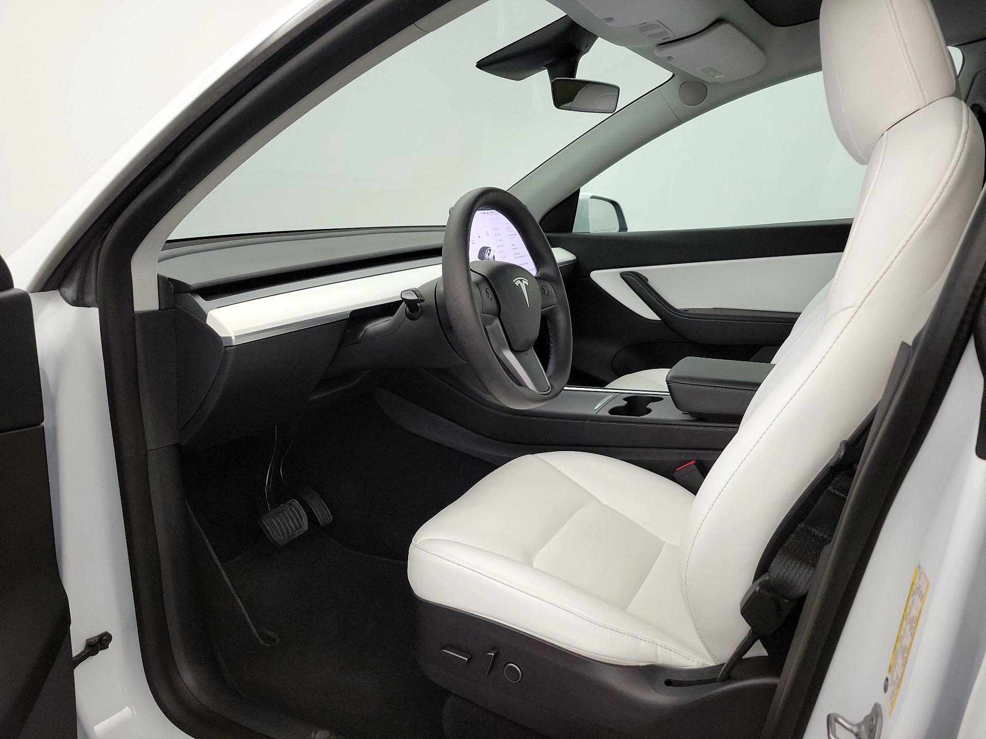 Thumbnail: 2022 Tesla Model Y - 11