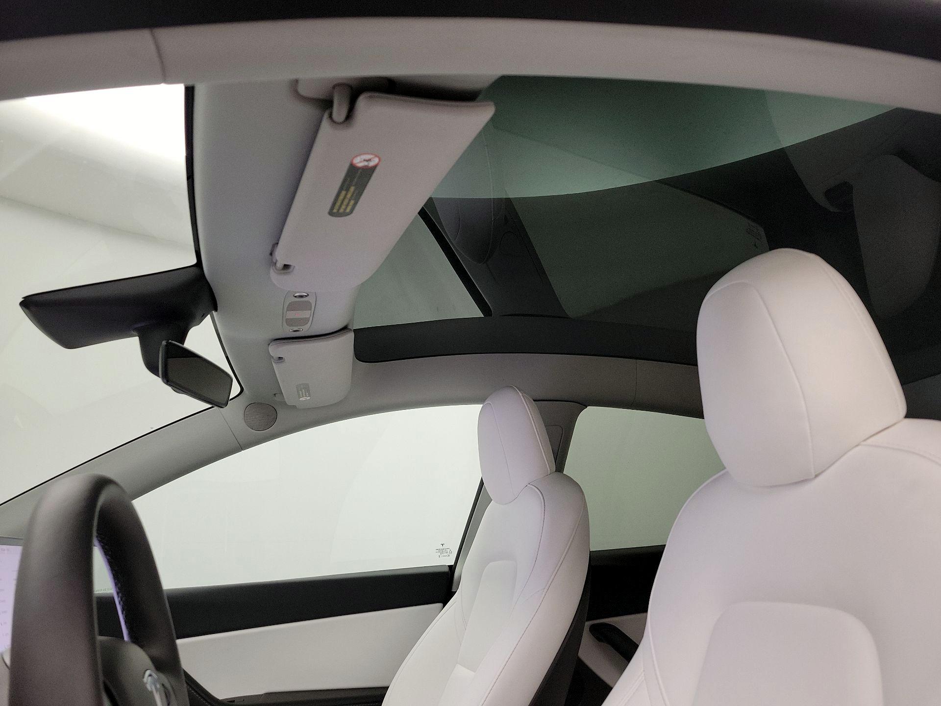 Thumbnail: 2022 Tesla Model Y - 19