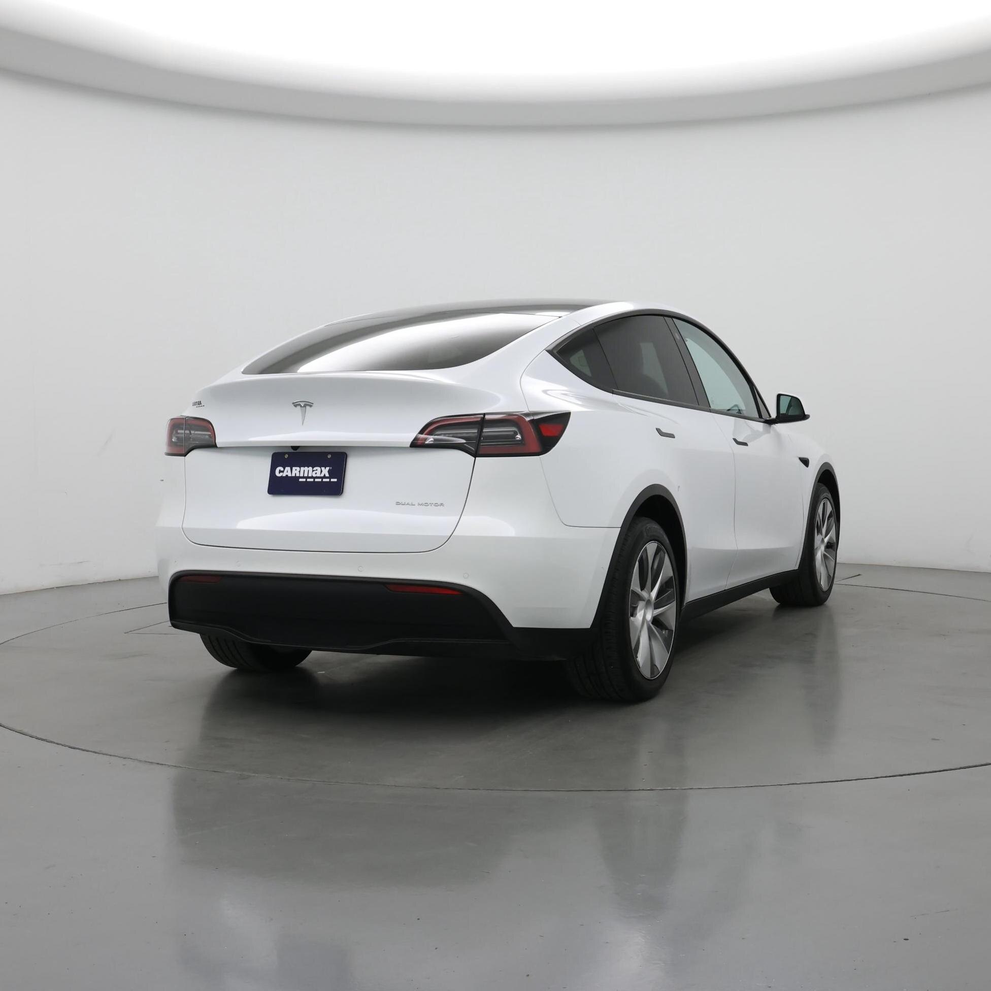 Thumbnail: 2022 Tesla Model Y - 8