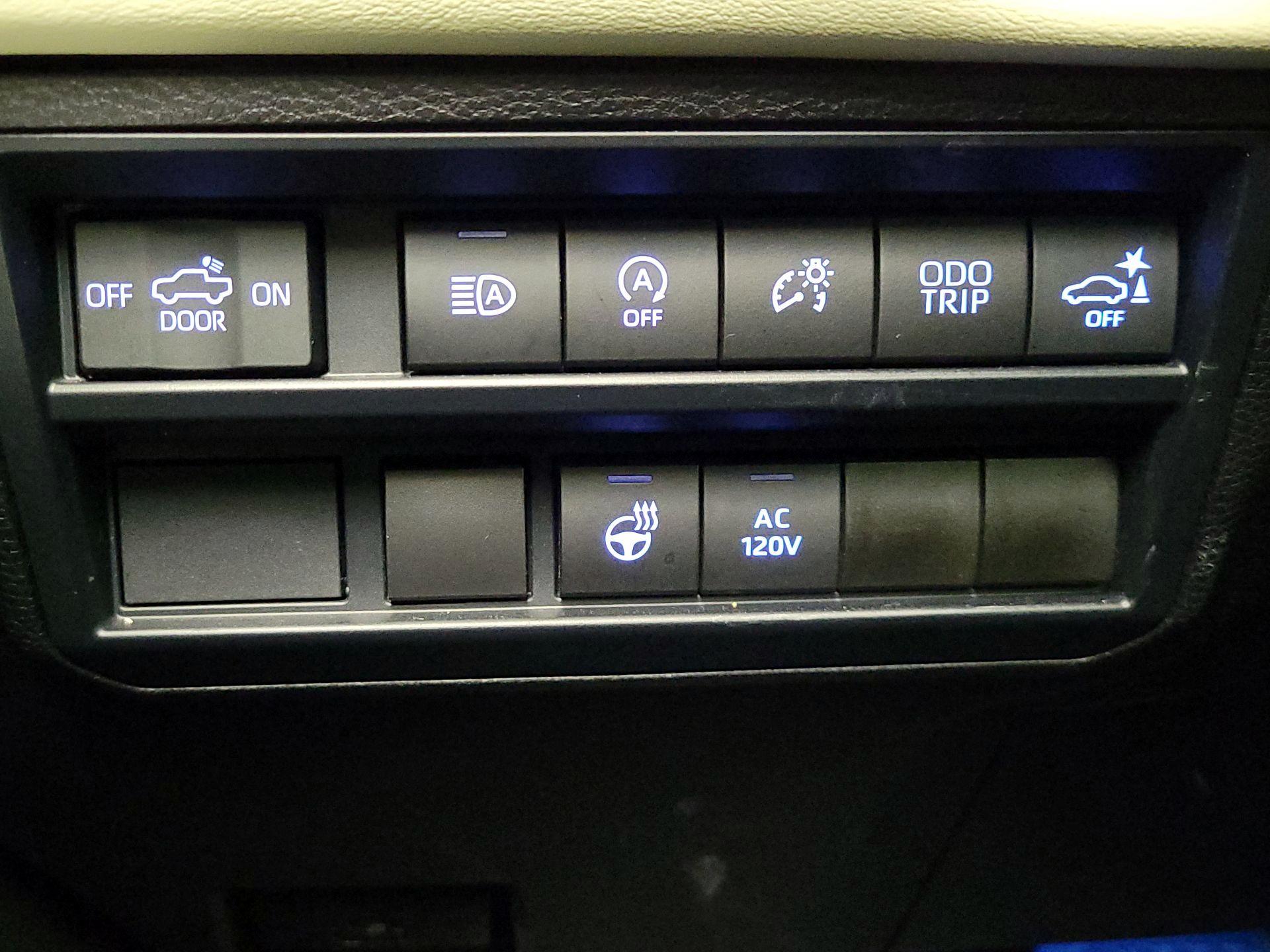 Thumbnail: 2024 Toyota Tundra - 13