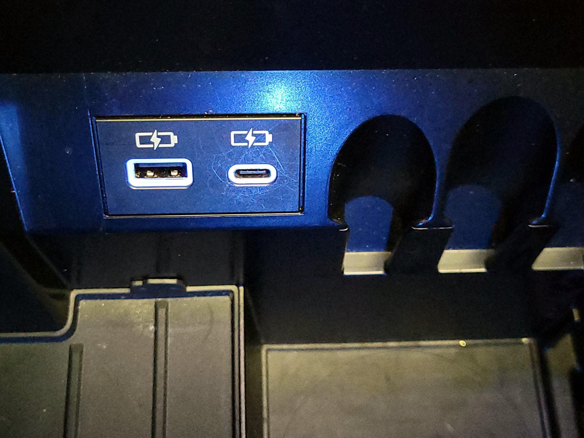 Thumbnail: 2024 Toyota Tundra - 19