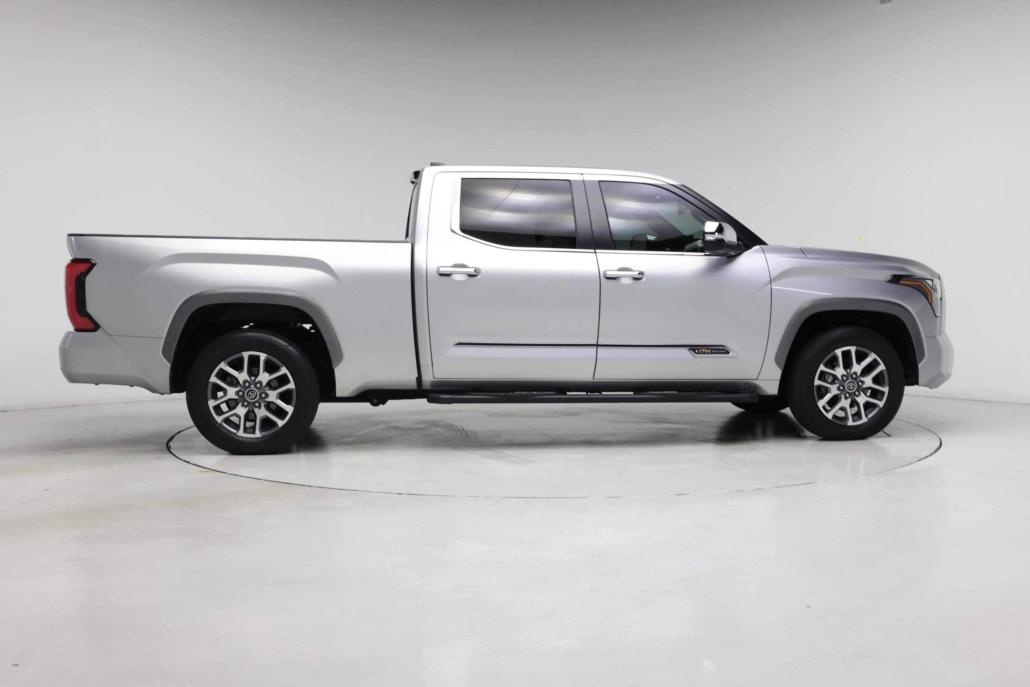 Thumbnail: 2024 Toyota Tundra - 7