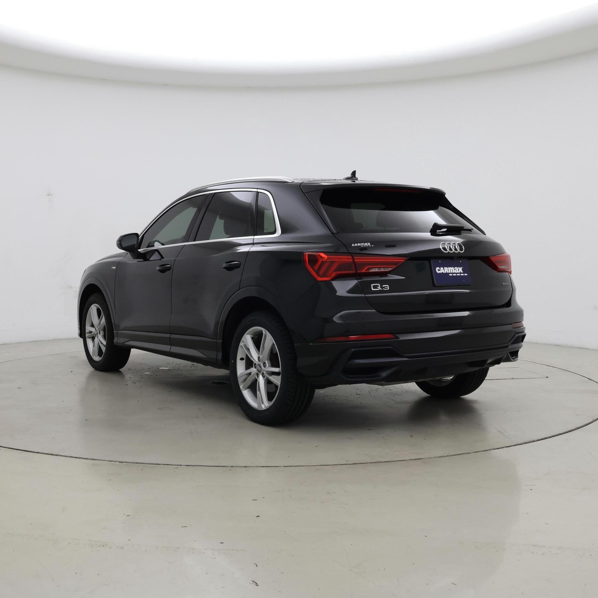 Thumbnail: 2020 Audi Q3 - 2