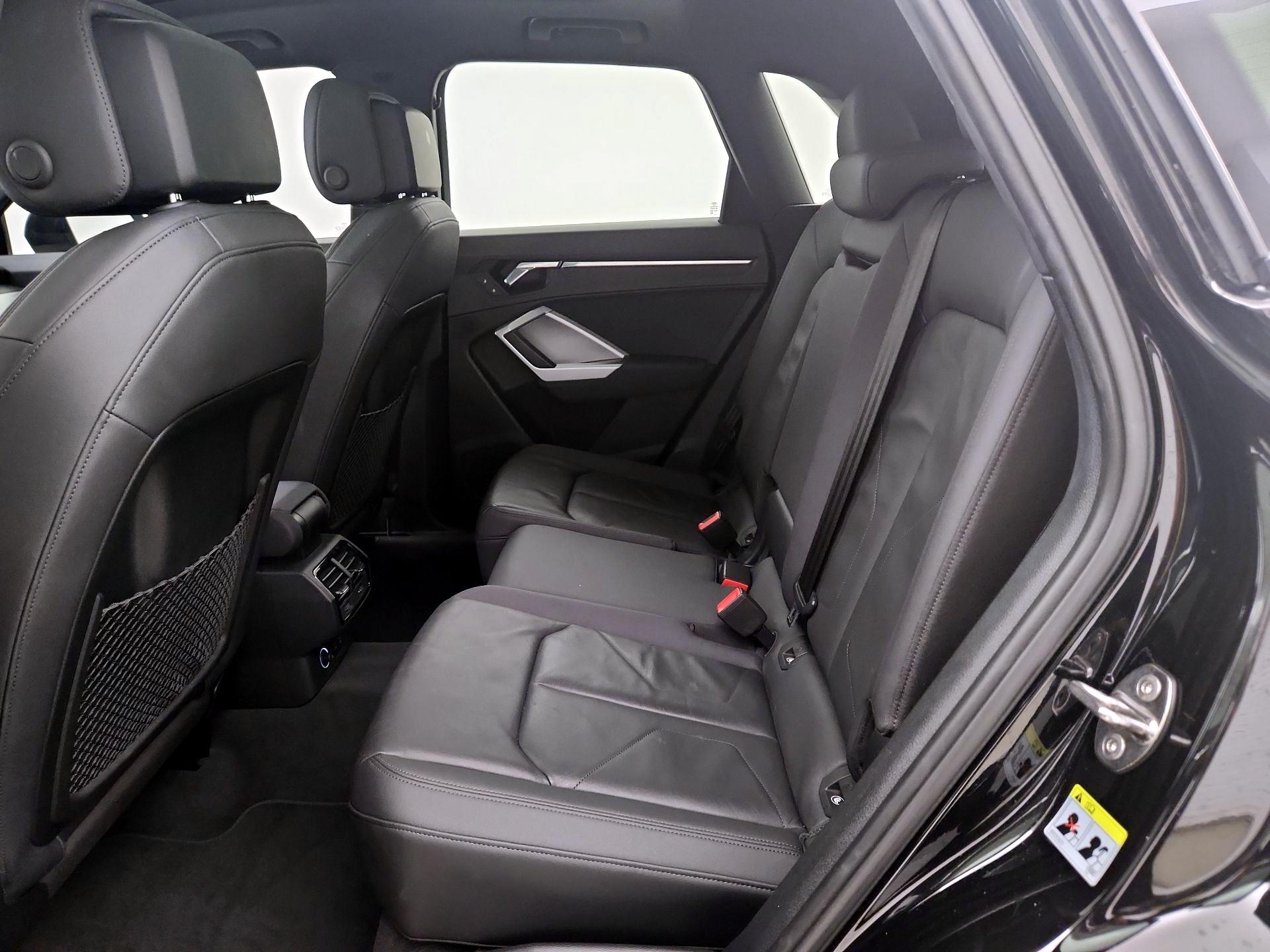 Thumbnail: 2020 Audi Q3 - 20