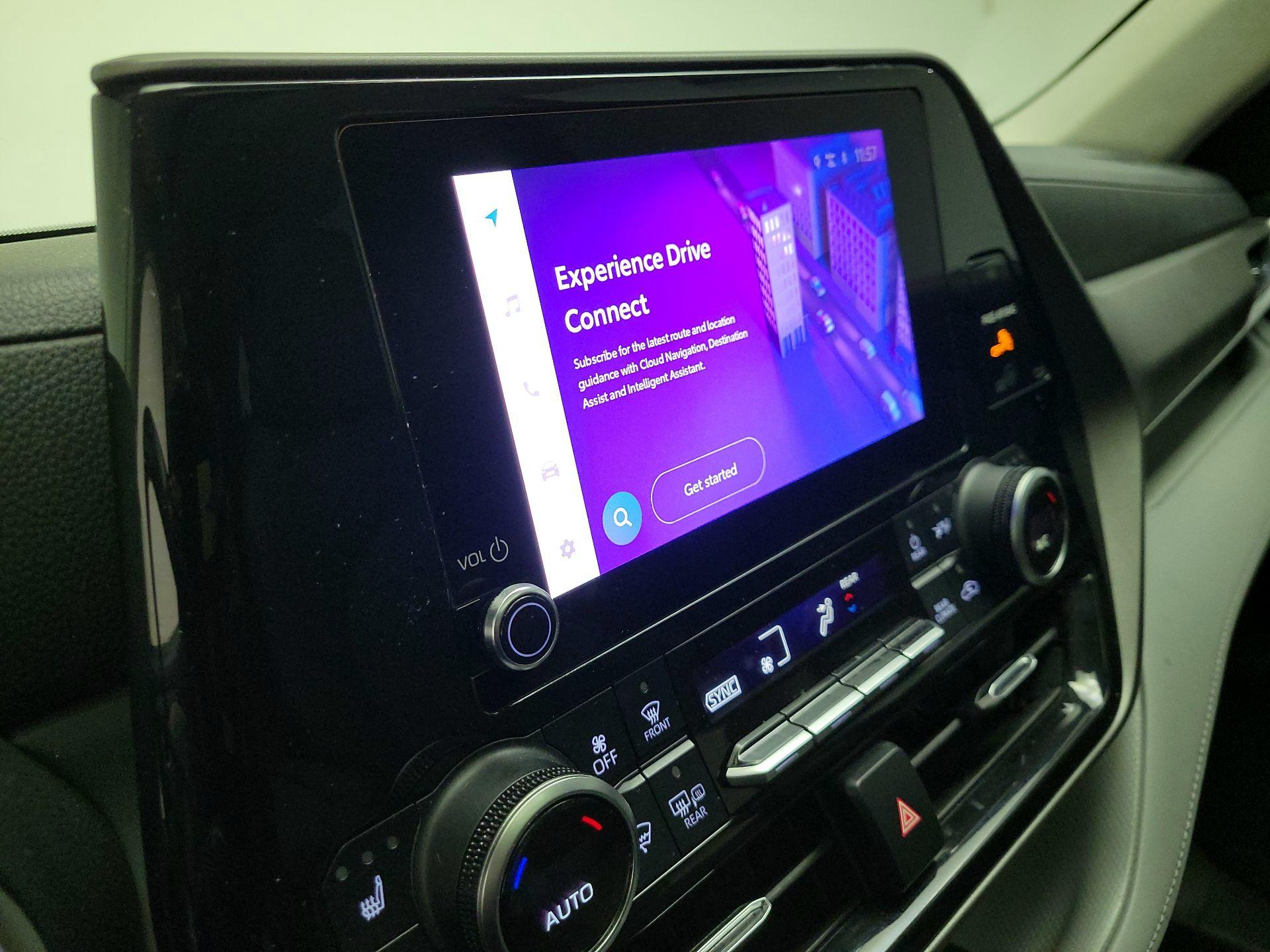 Thumbnail: 2023 Toyota Highlander - 14